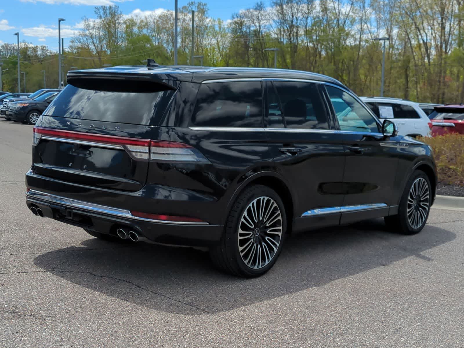 Thumbnail: 2021 Lincoln Aviator - 8
