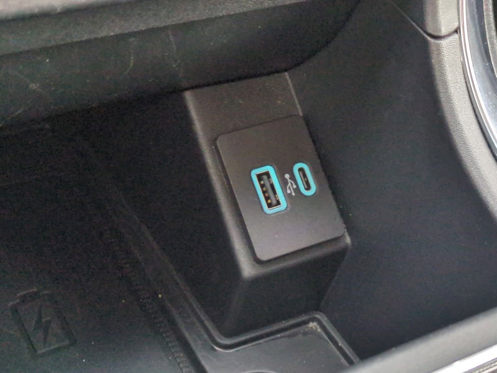 Thumbnail: 2024 Ford Edge - 30