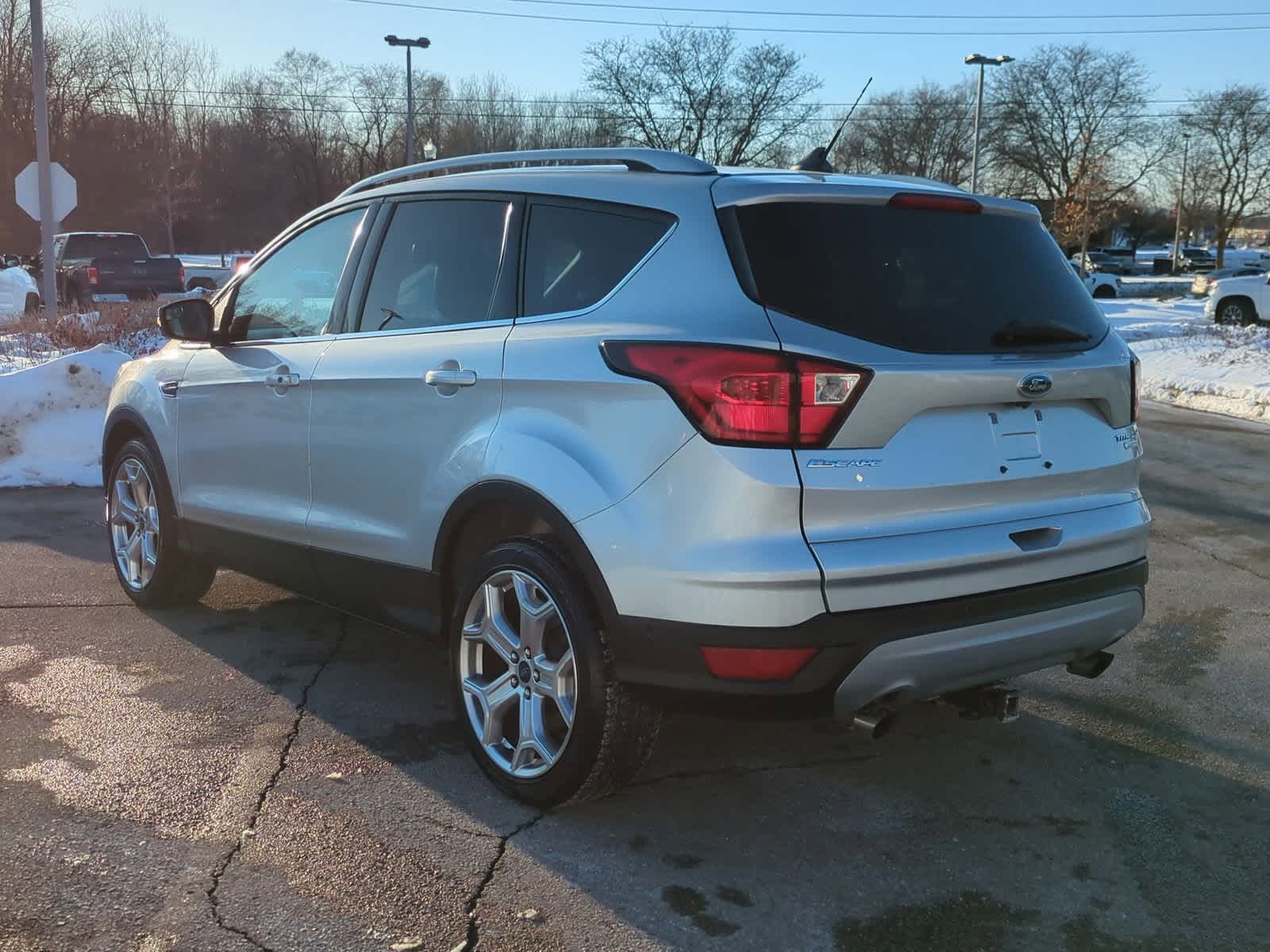 Thumbnail: 2019 Ford Escape - 6