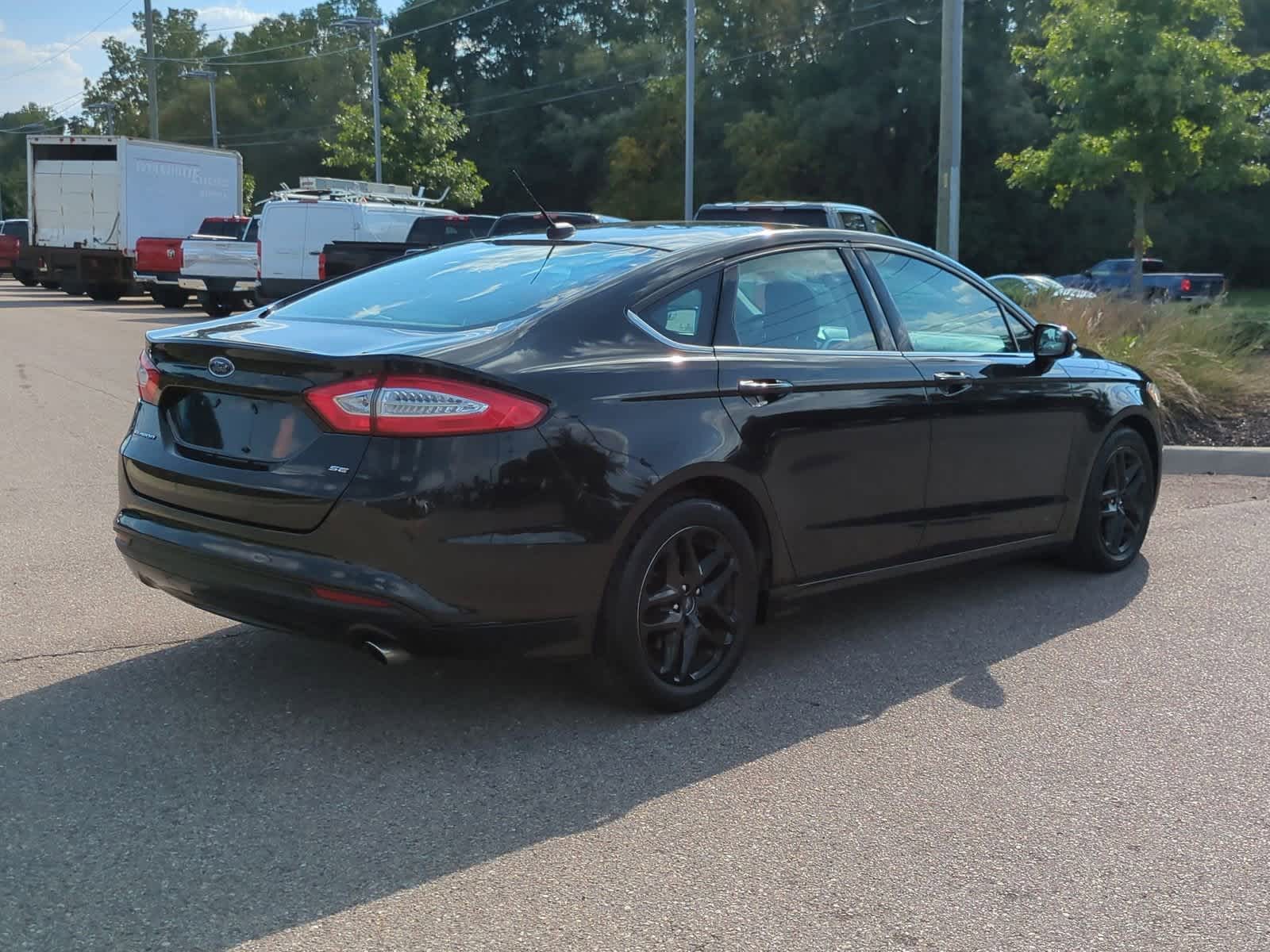 Thumbnail: 2014 Ford Fusion - 8