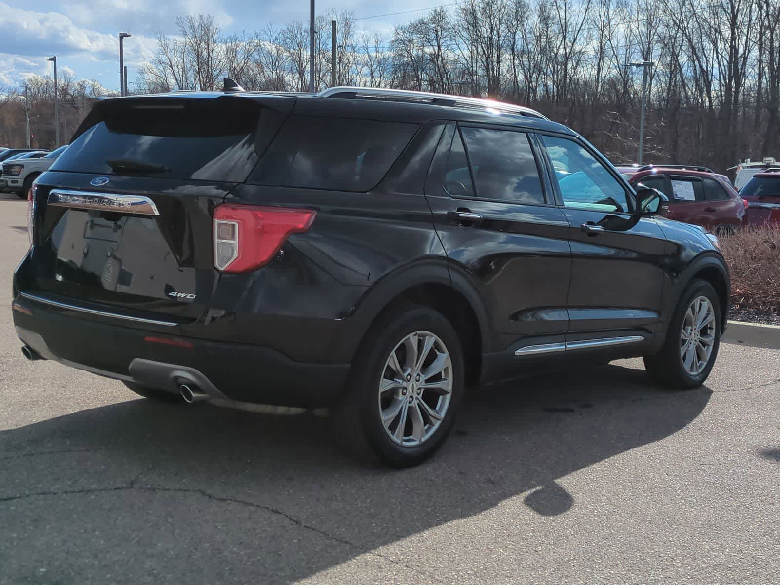 Thumbnail: 2023 Ford Explorer - 8