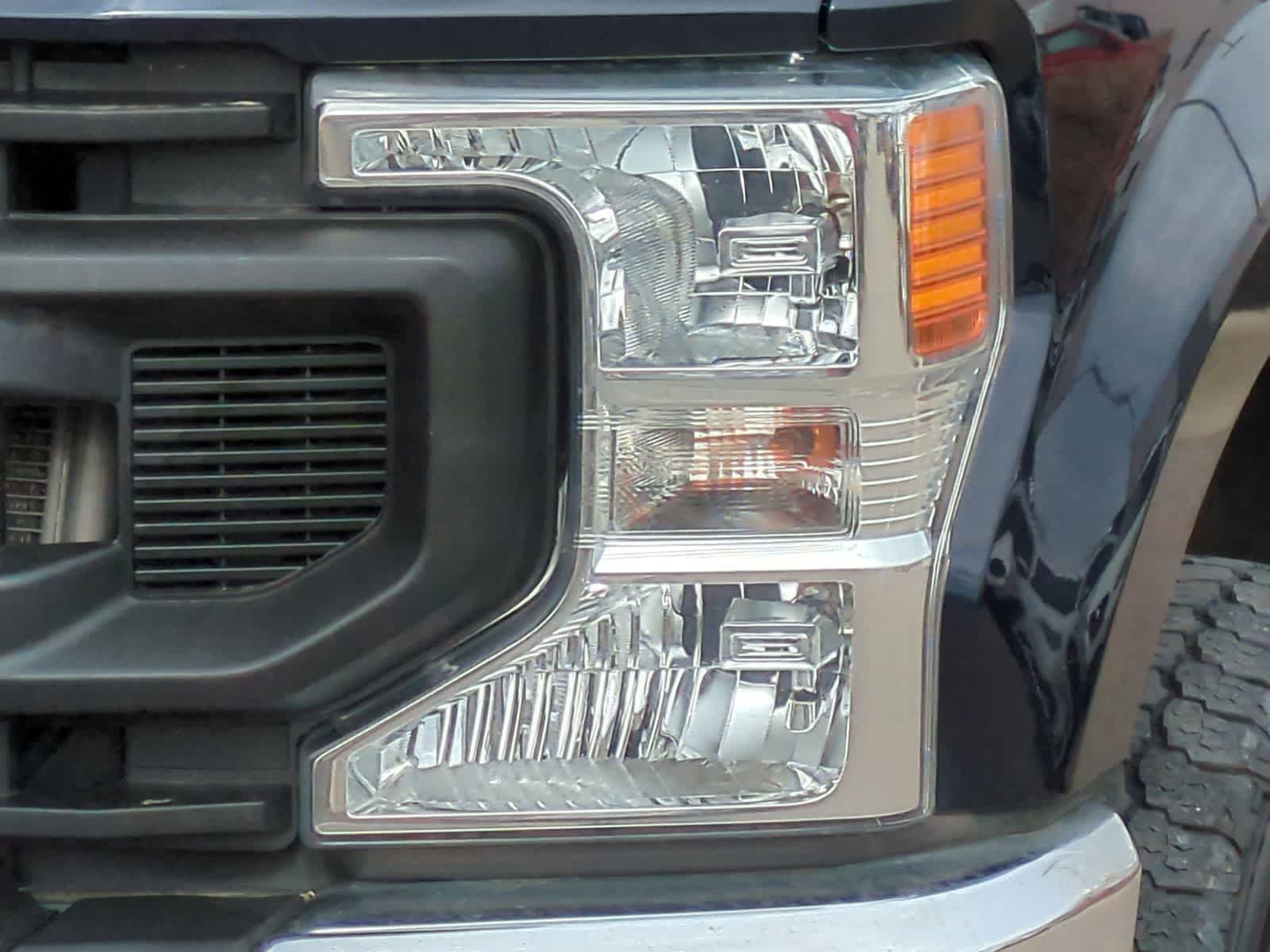 Thumbnail: 2022 Ford Econoline - 11