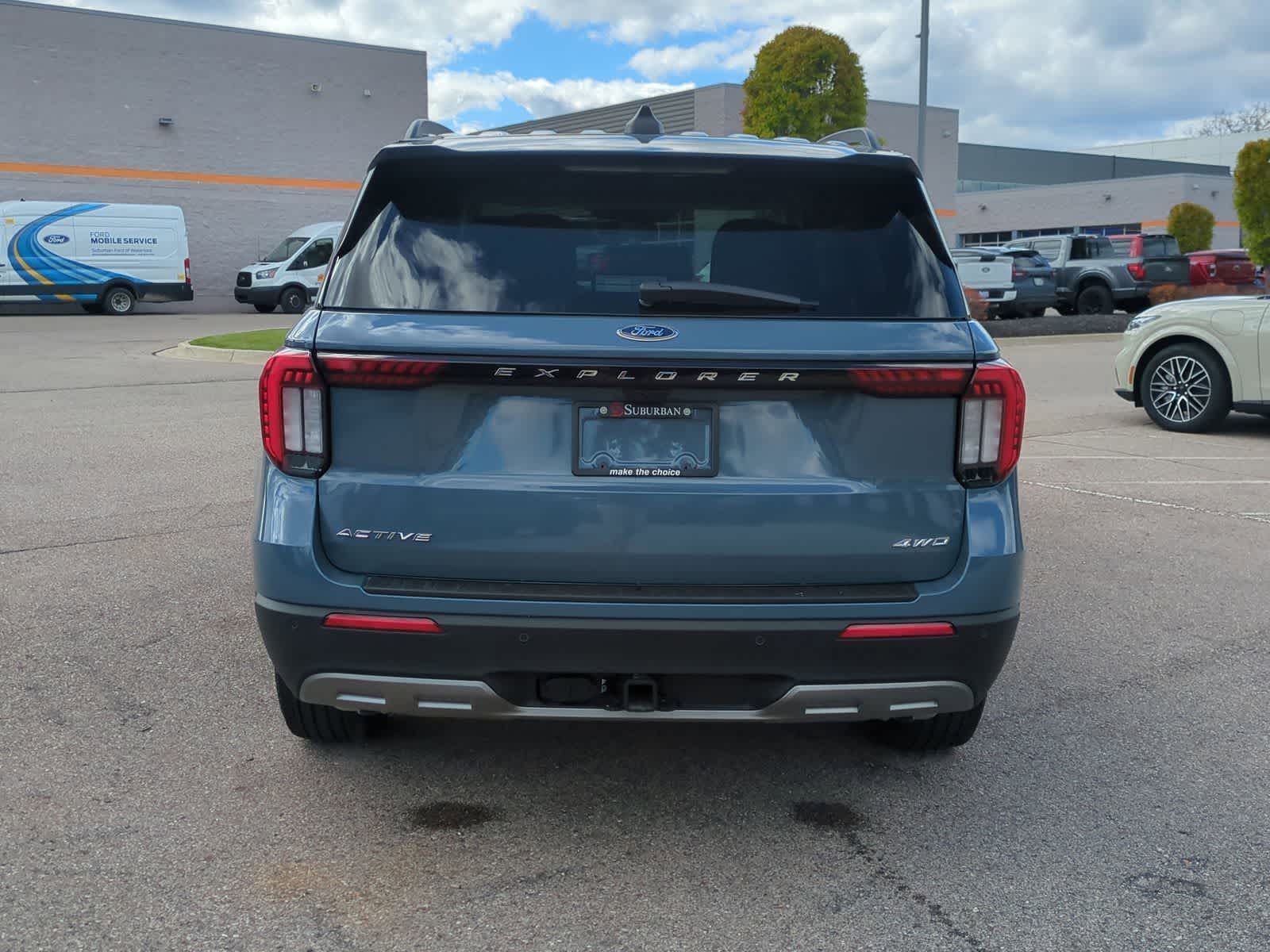 Thumbnail: 2026 Ford Explorer - 7