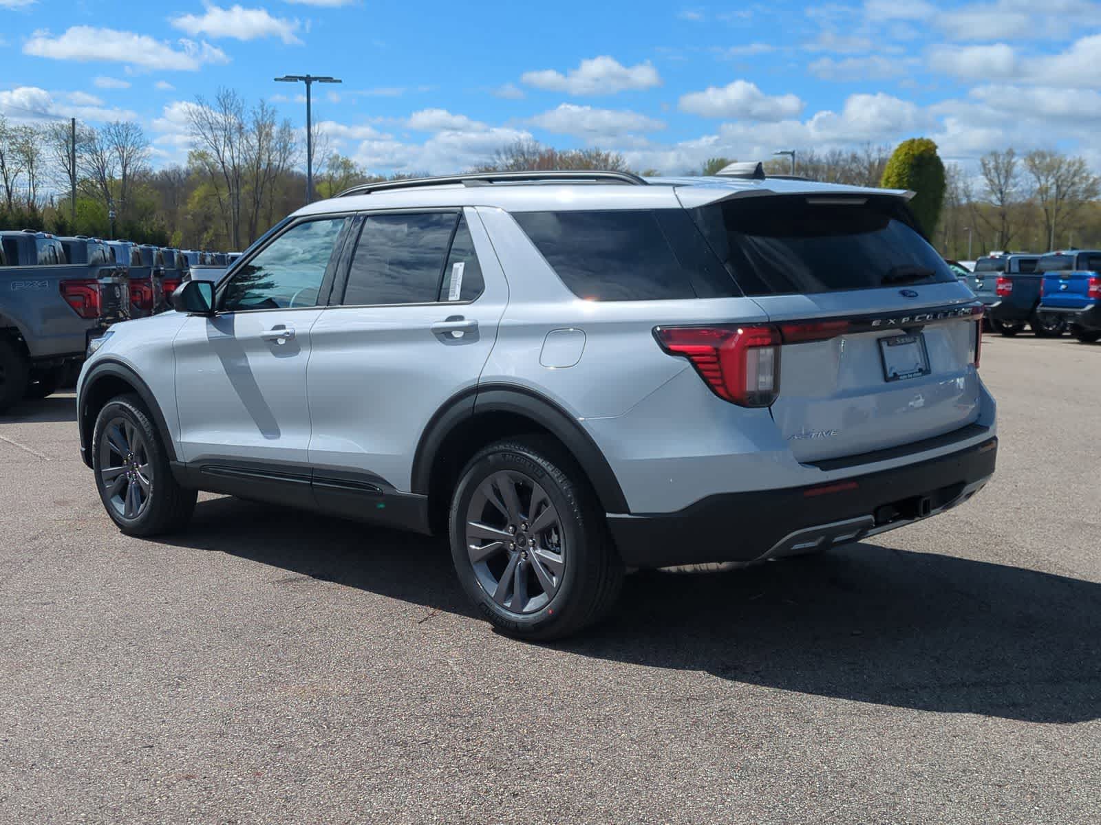 Thumbnail: 2026 Ford Explorer - 6