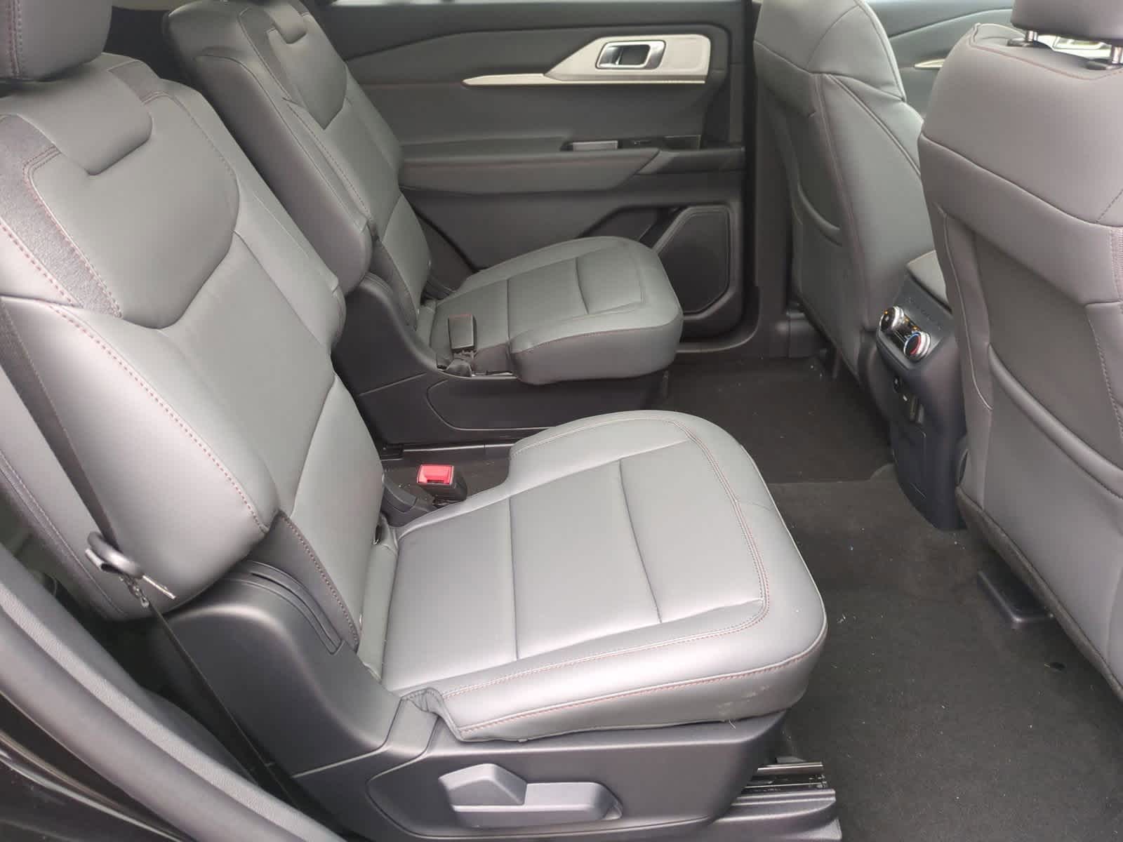 Thumbnail: 2026 Ford Explorer - 21