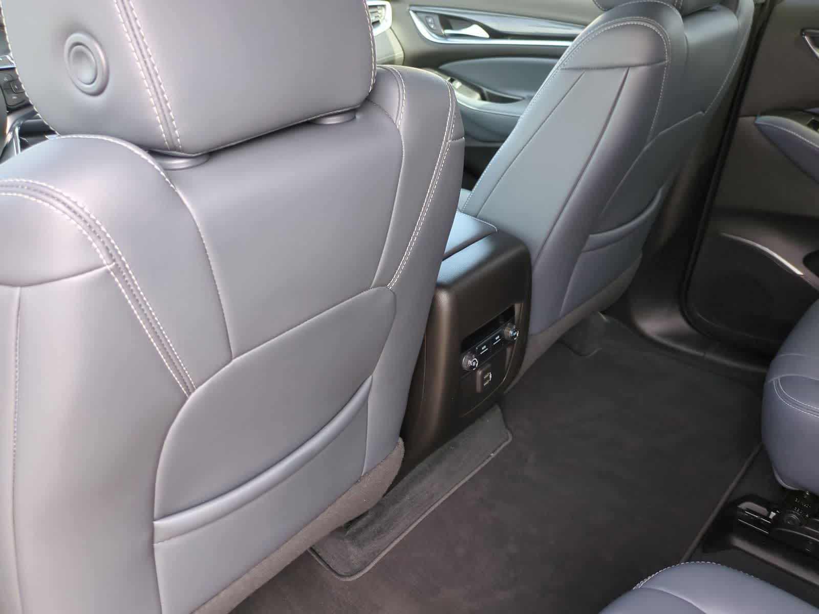 Thumbnail: 2022 Buick Enclave - 19