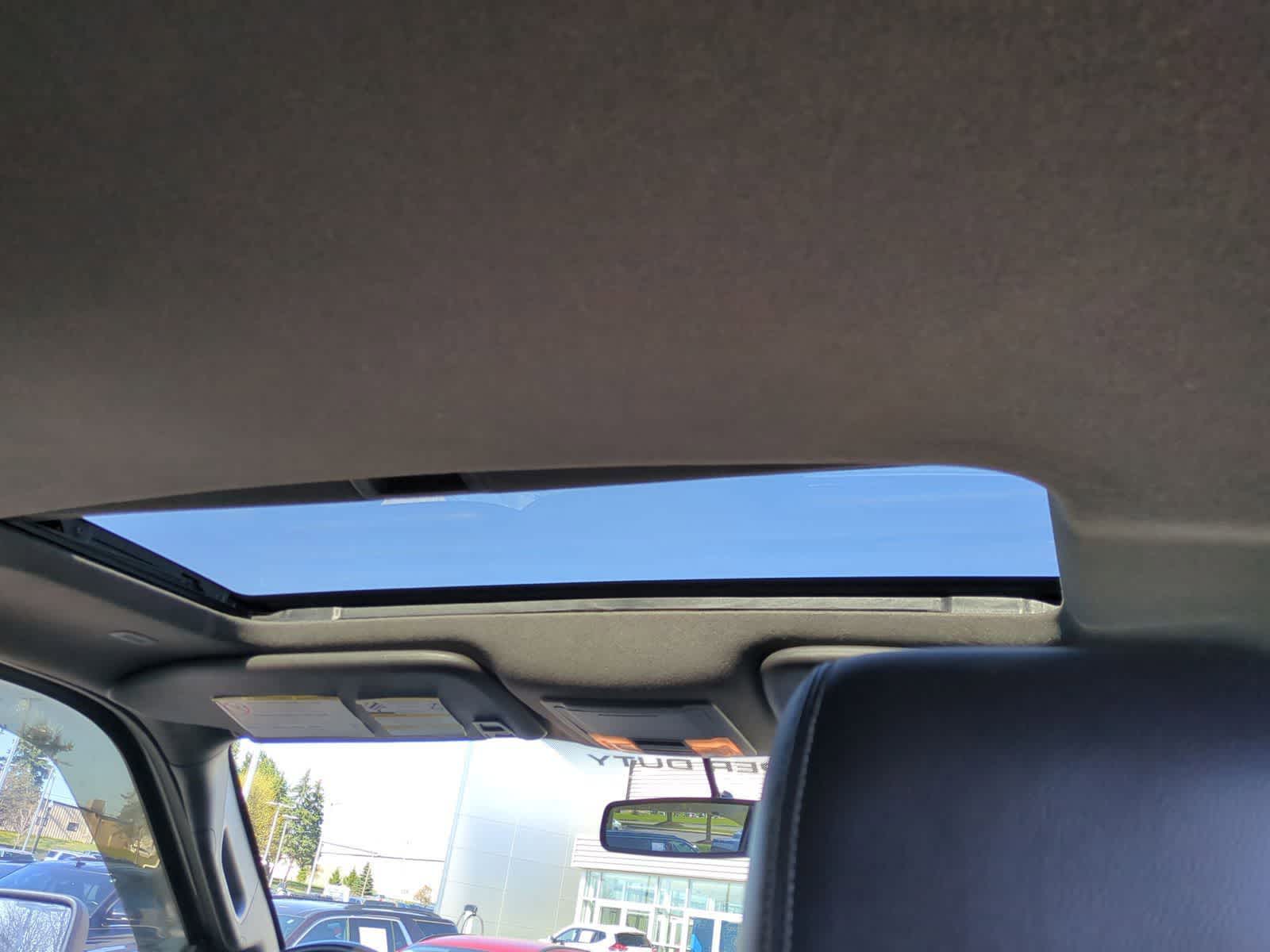 Thumbnail: 2012 Ford Econoline - 22