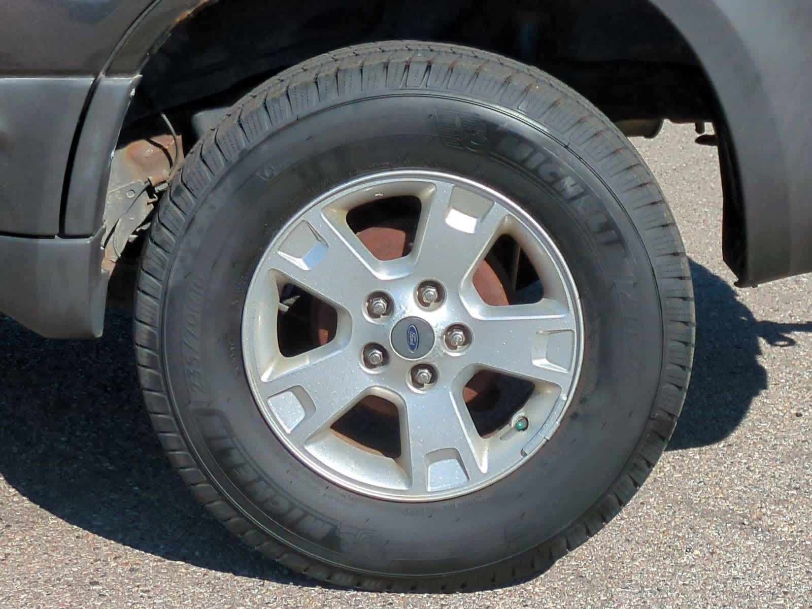 Thumbnail: 2006 Ford Escape - 14