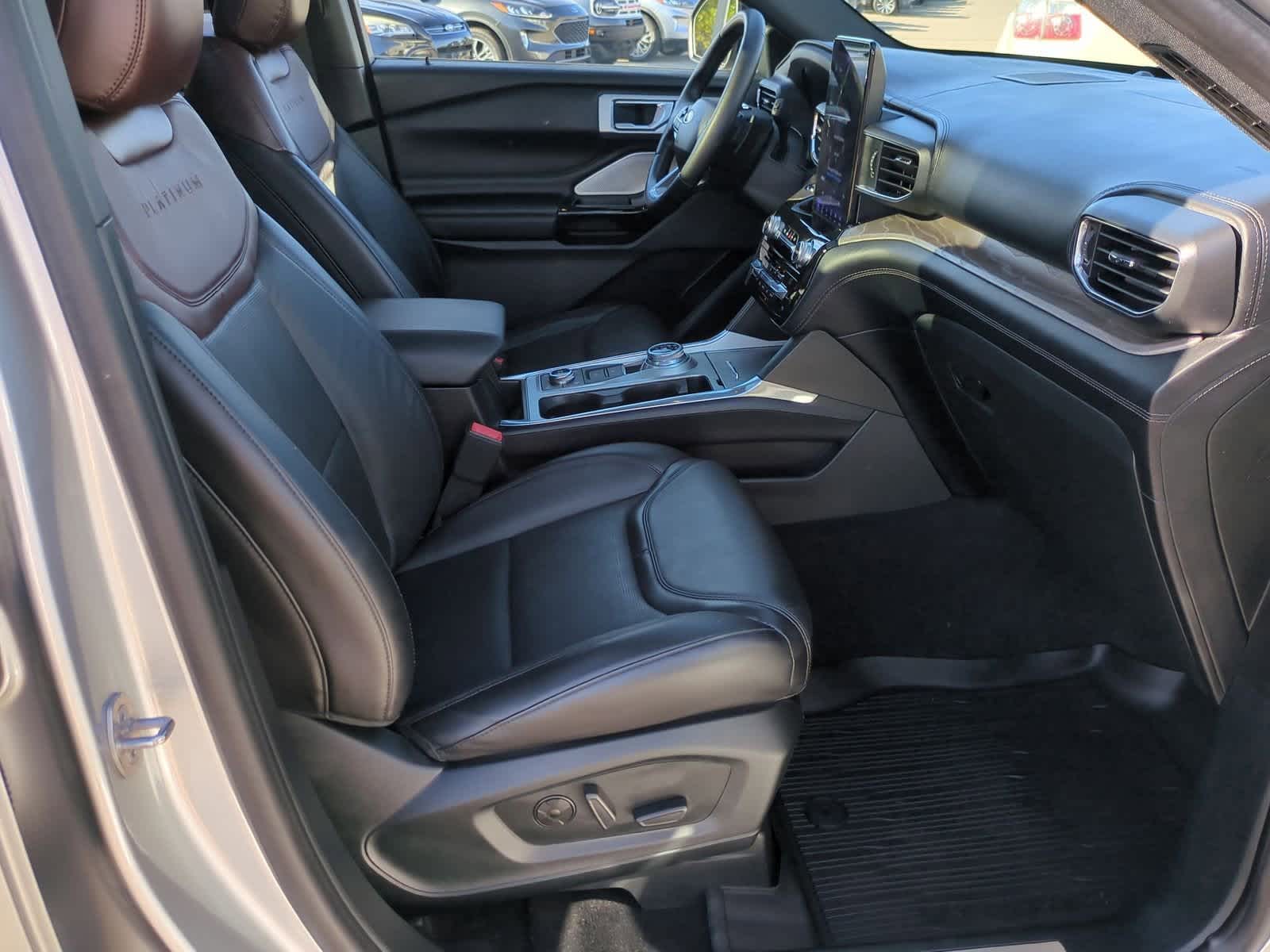Thumbnail: 2021 Ford Explorer - 23