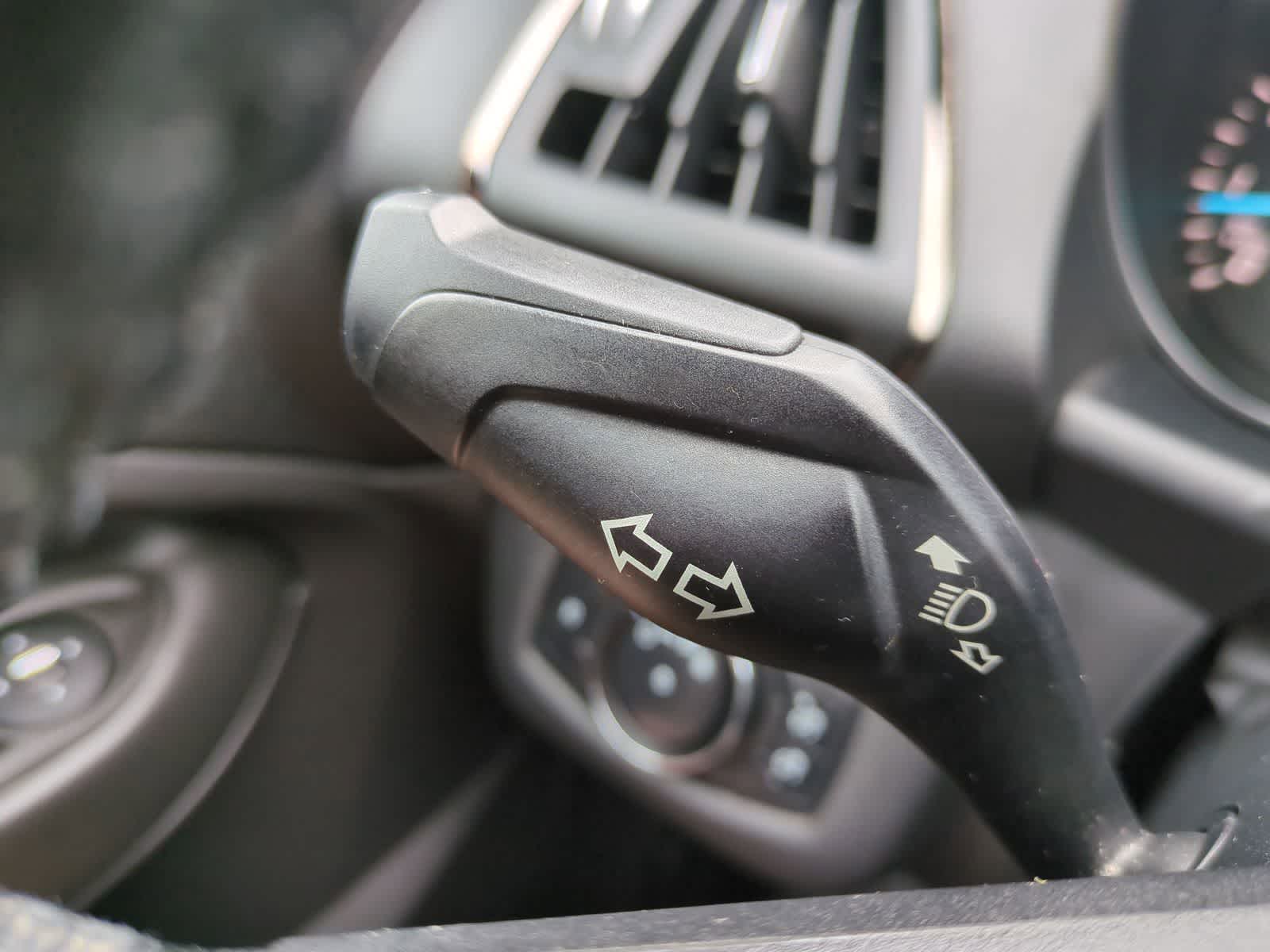 Thumbnail: 2014 Ford Escape - 26