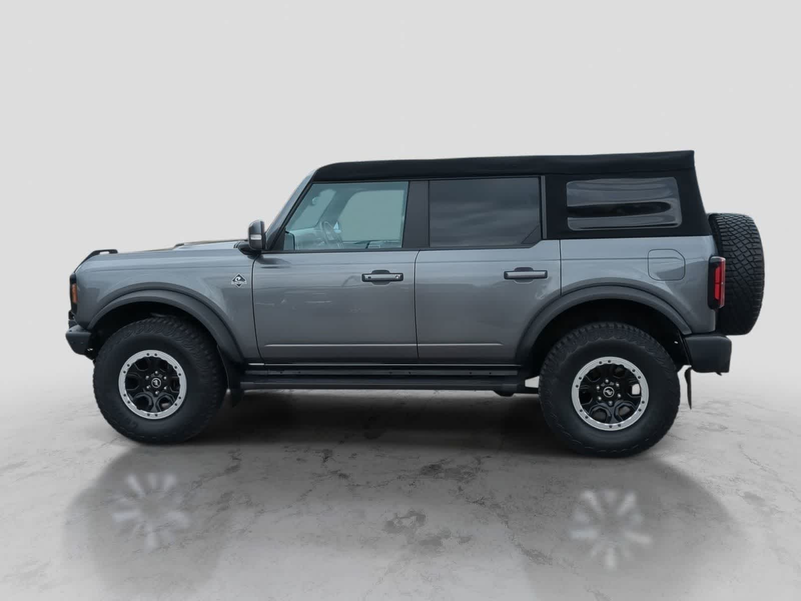 Thumbnail: 2022 Ford Bronco - 4