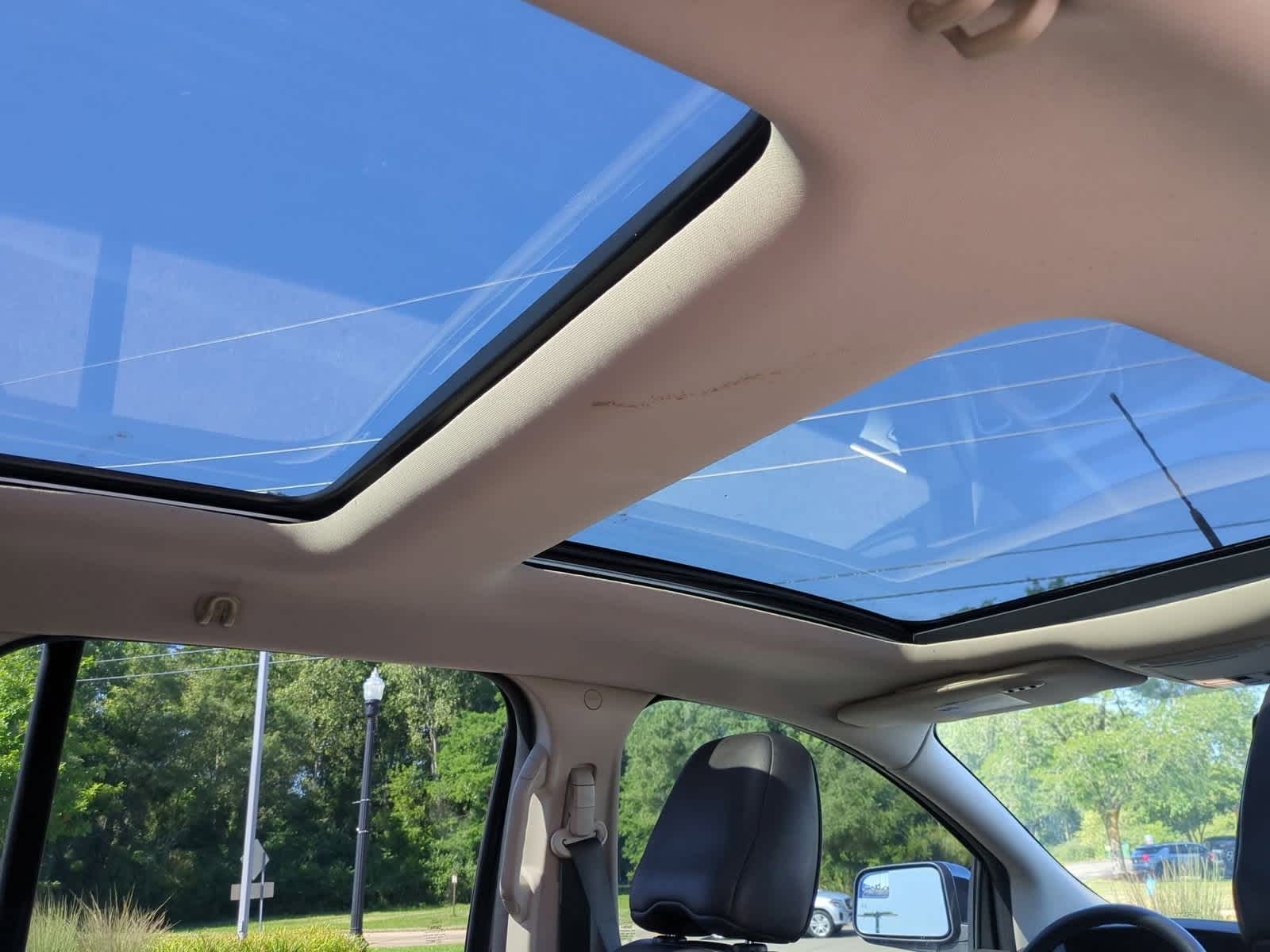 Thumbnail: 2010 Lincoln MKX - 22