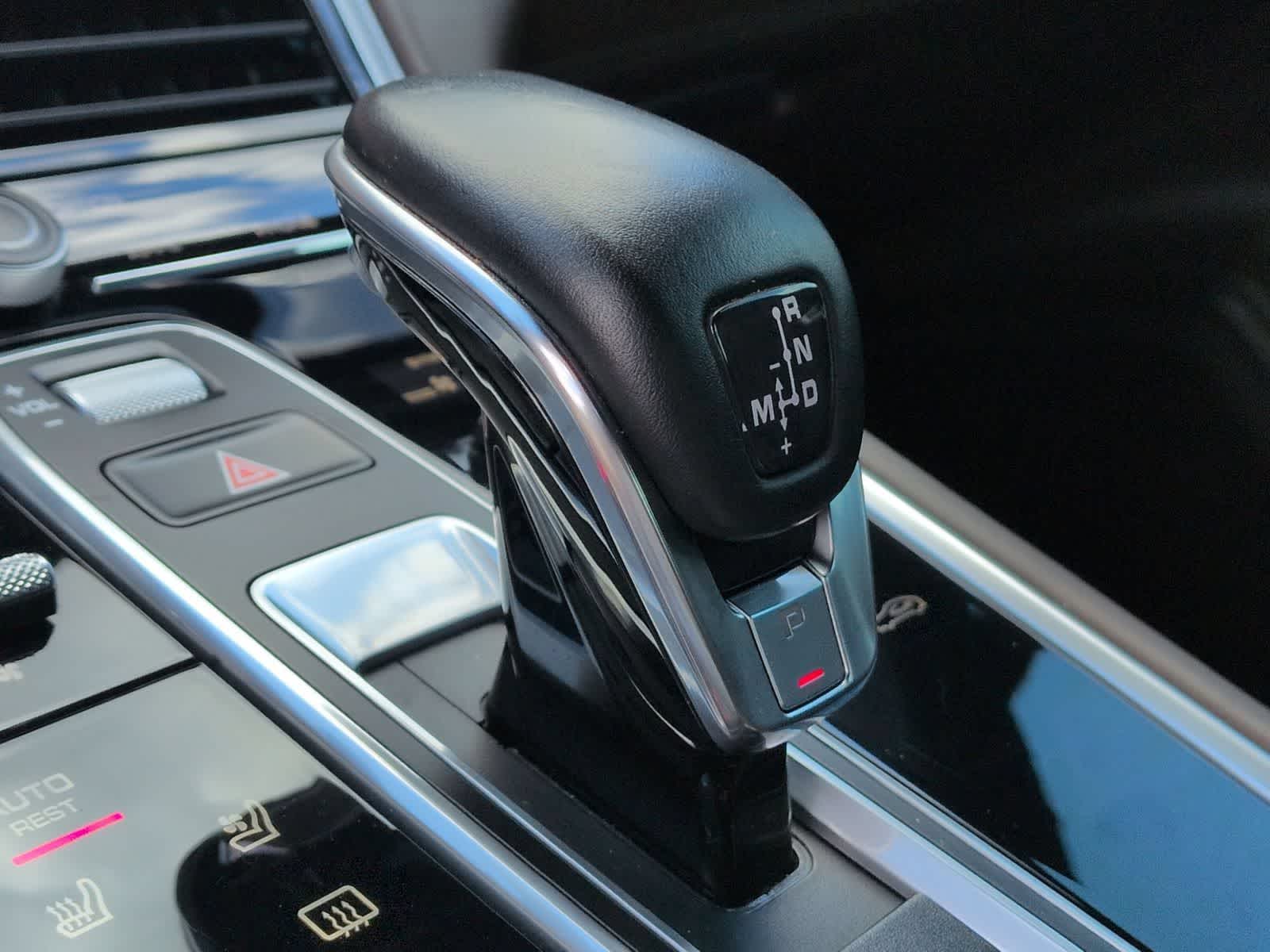 Thumbnail: 2018 Porsche Panamera - 35