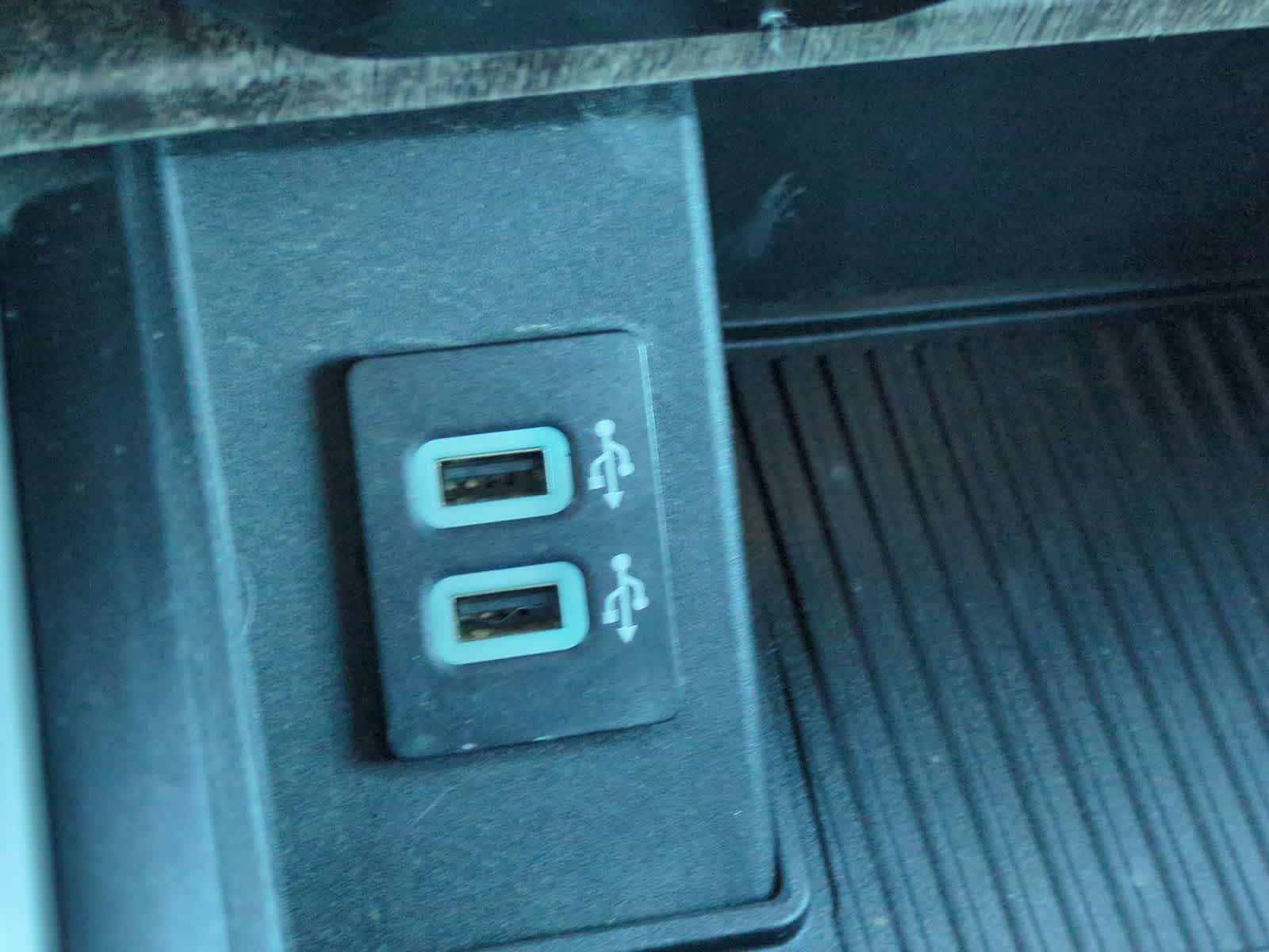 Thumbnail: 2018 Ford Econoline - 31