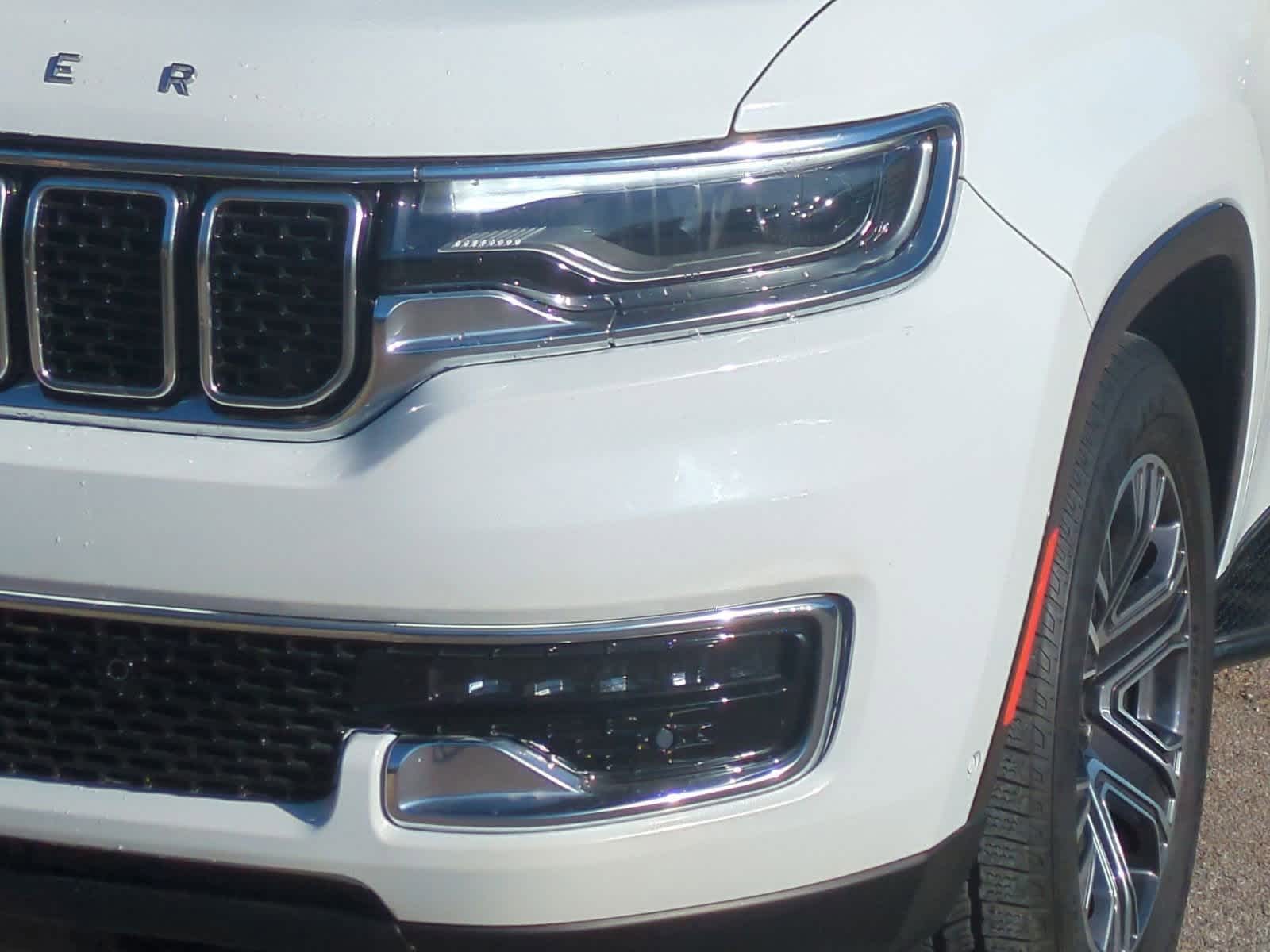 Thumbnail: 2024 Jeep Wagoneer - 11