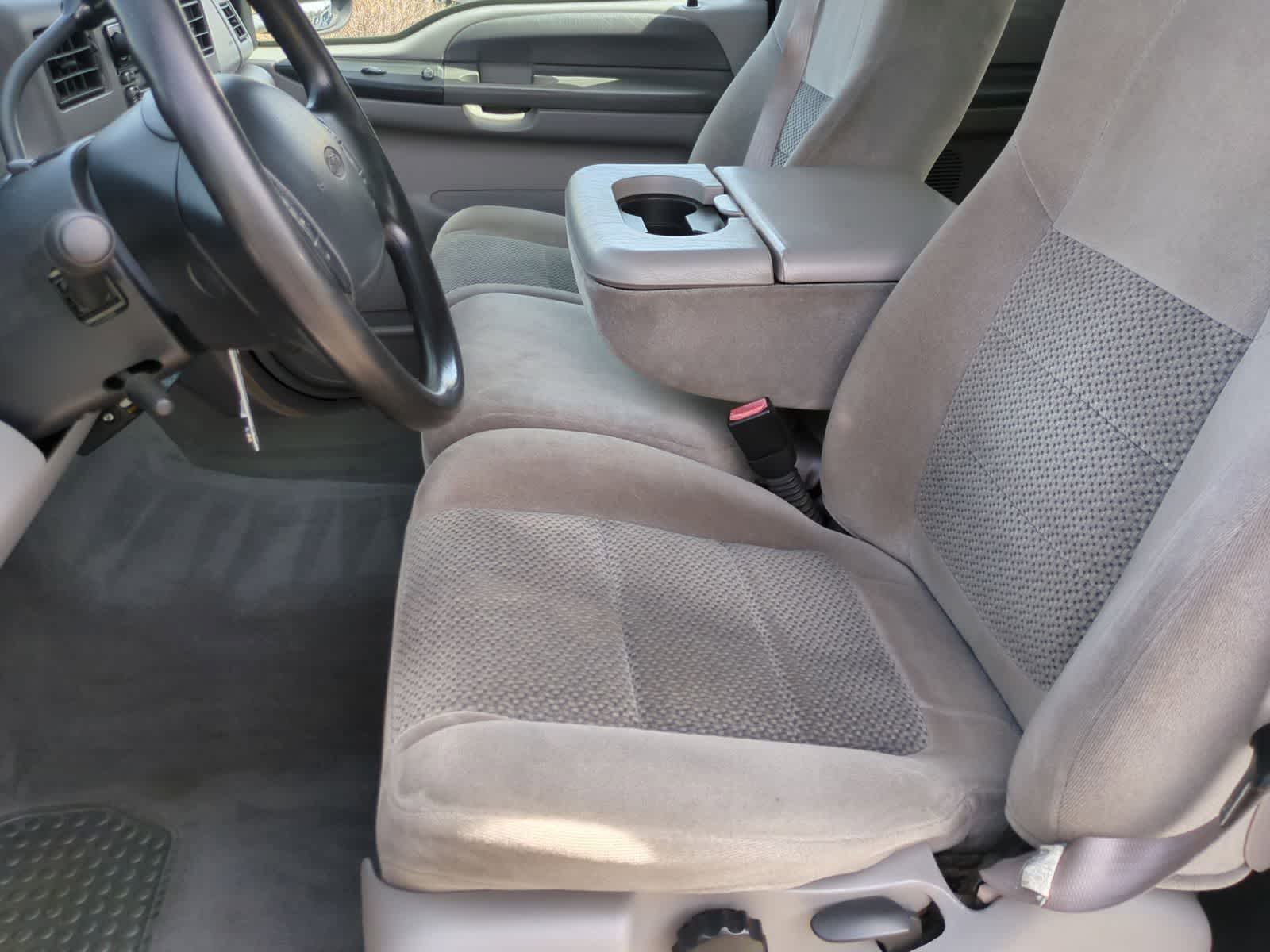 Thumbnail: 2001 Ford Econoline - 16