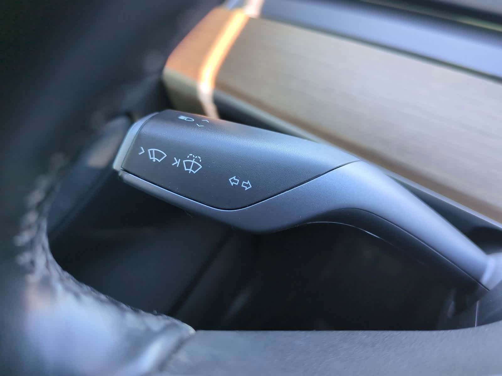 Thumbnail: 2018 Tesla Model 3 - 27