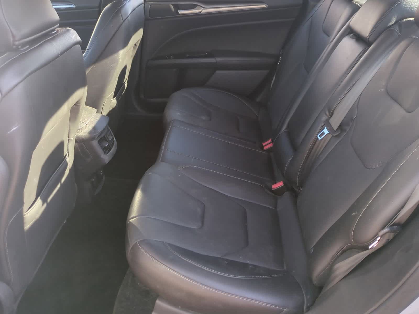 Thumbnail: 2016 Ford Fusion - 20