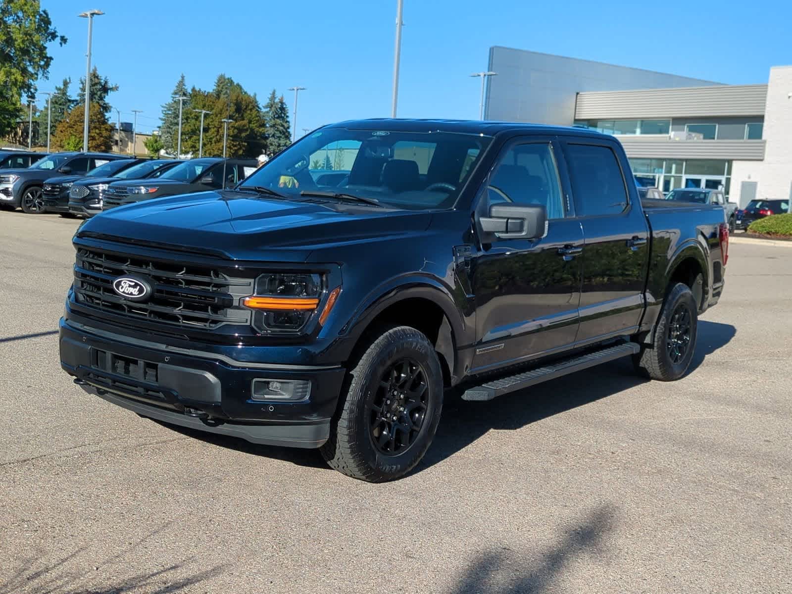 2024 Ford F-150 XLT photo 4