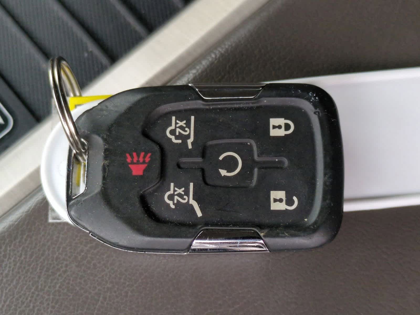 Thumbnail: 2018 GMC Yukon - 38