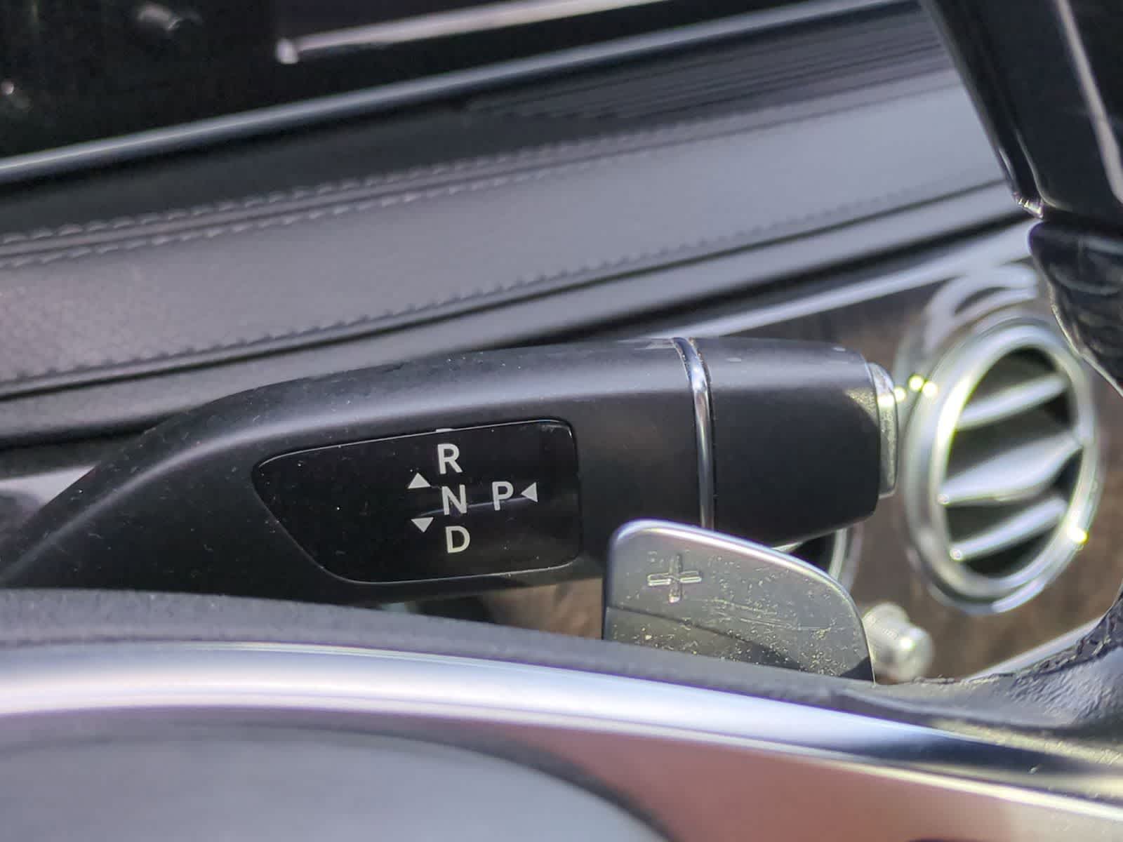 Thumbnail: 2017 Mercedes-Benz S-Class - 34