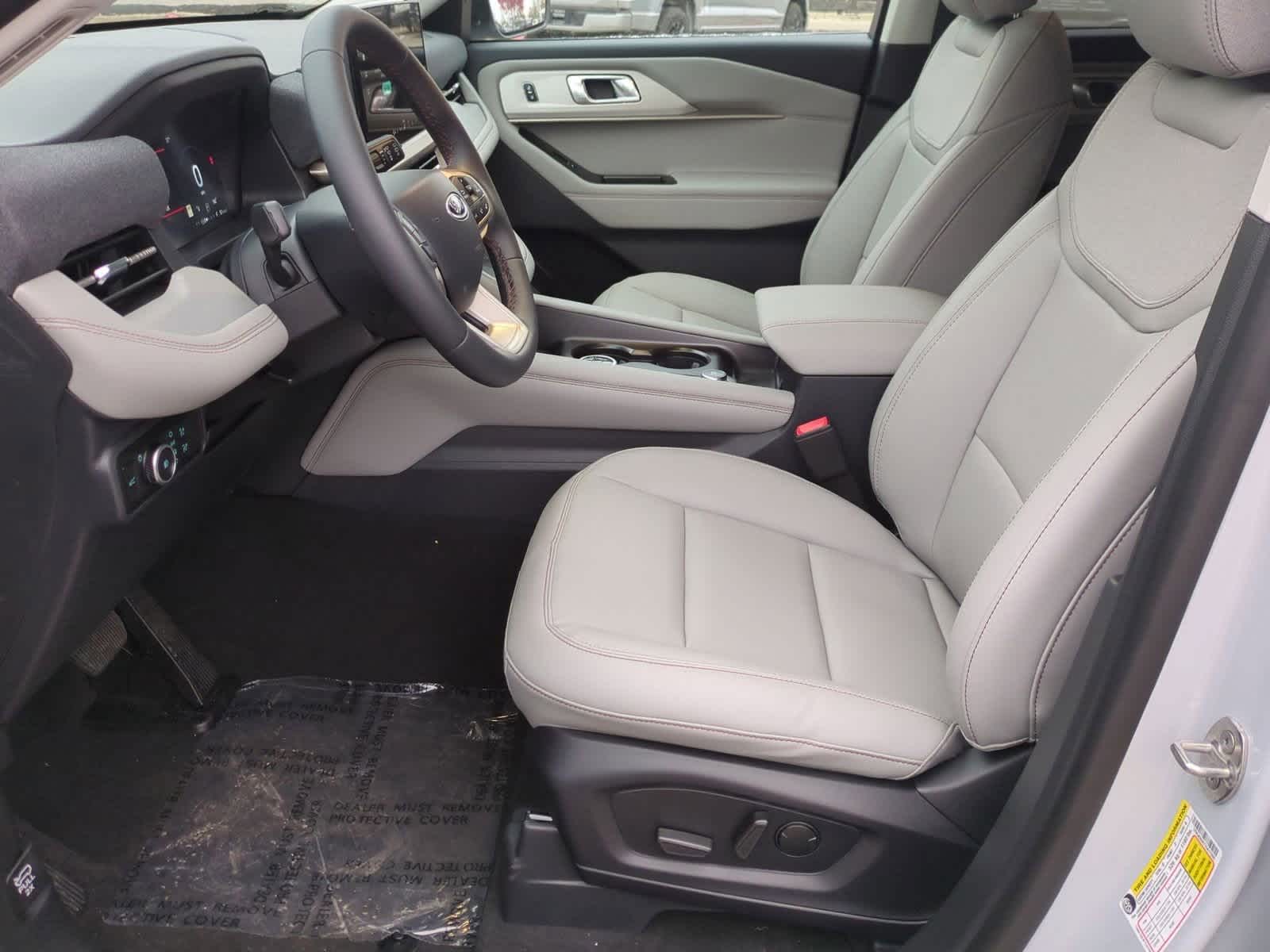 Thumbnail: 2026 Ford Explorer - 16