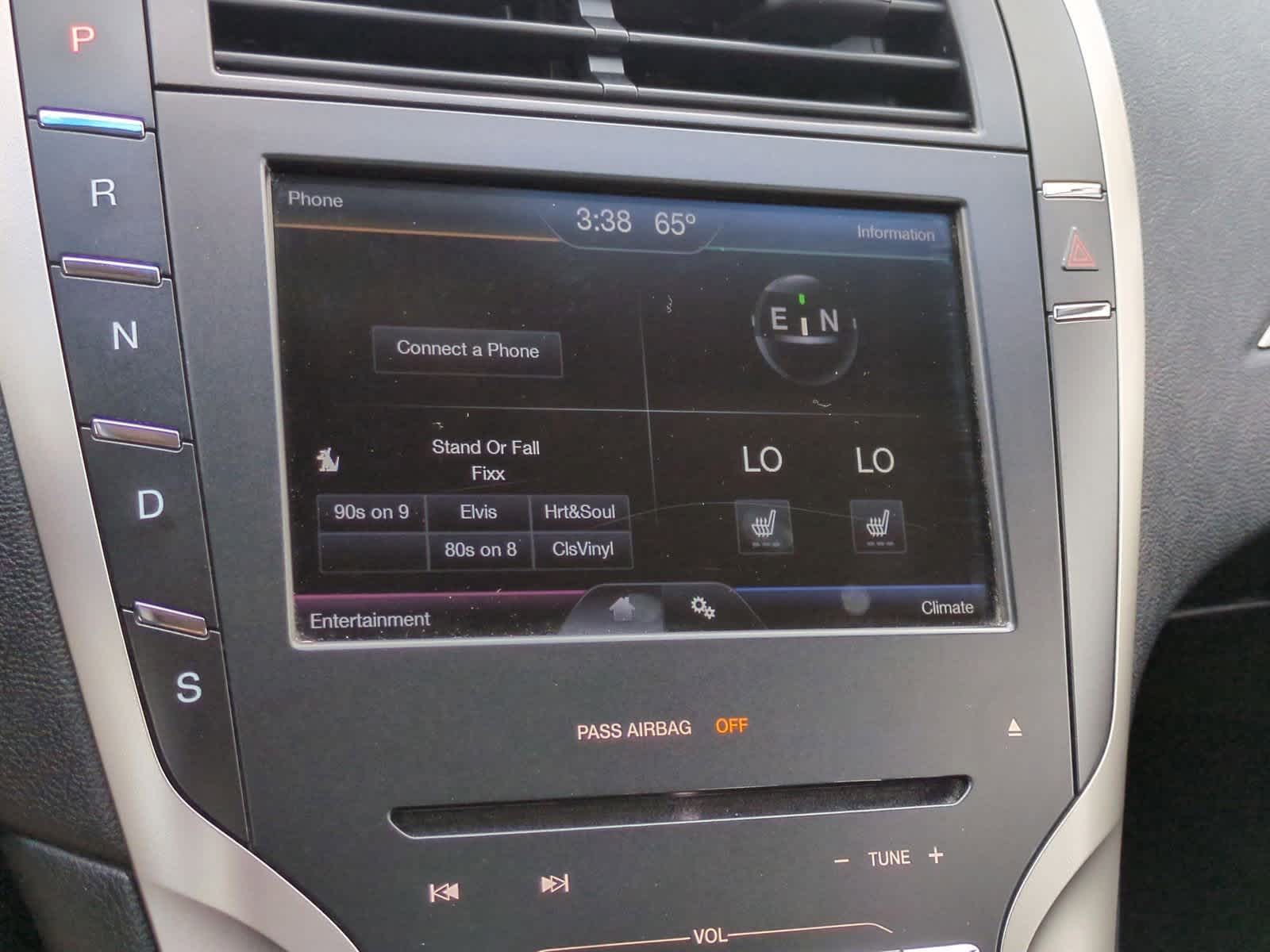 Thumbnail: 2015 Lincoln MKZ - 27