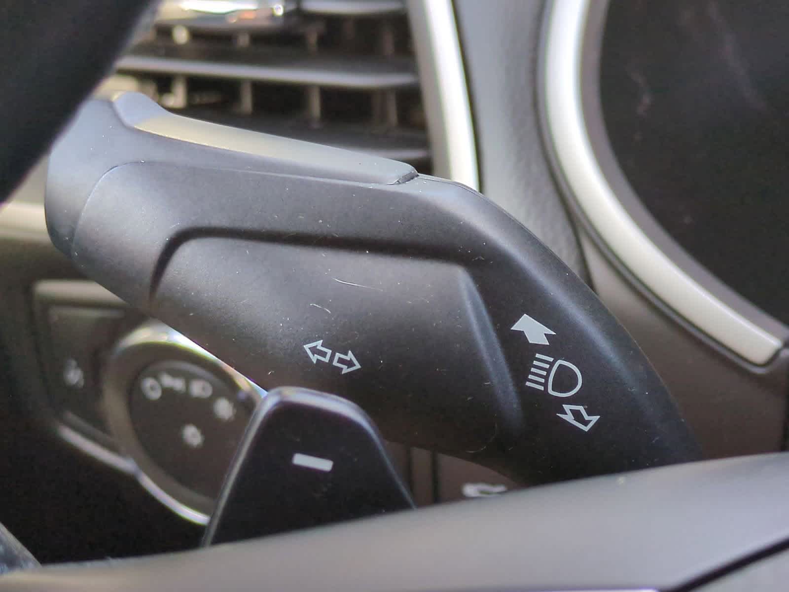 Thumbnail: 2015 Ford Edge - 26