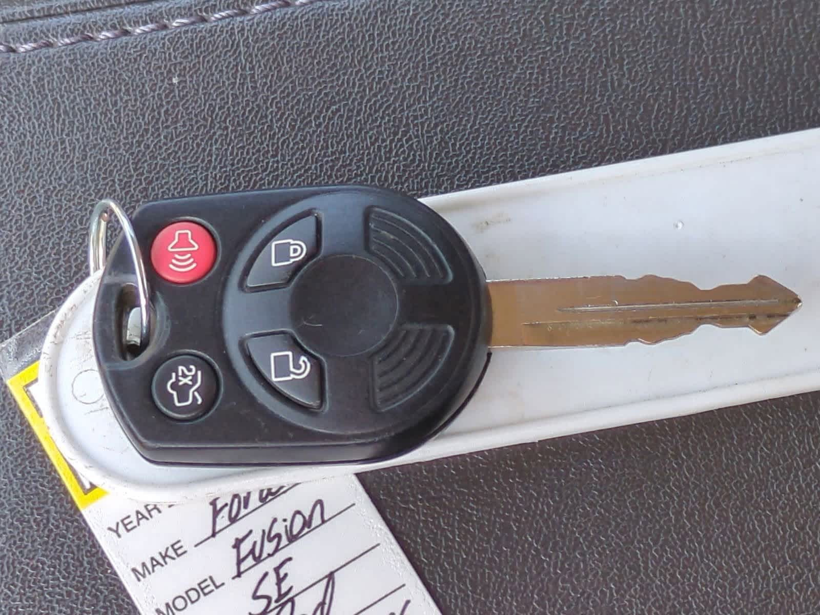 Thumbnail: 2010 Ford Fusion - 34