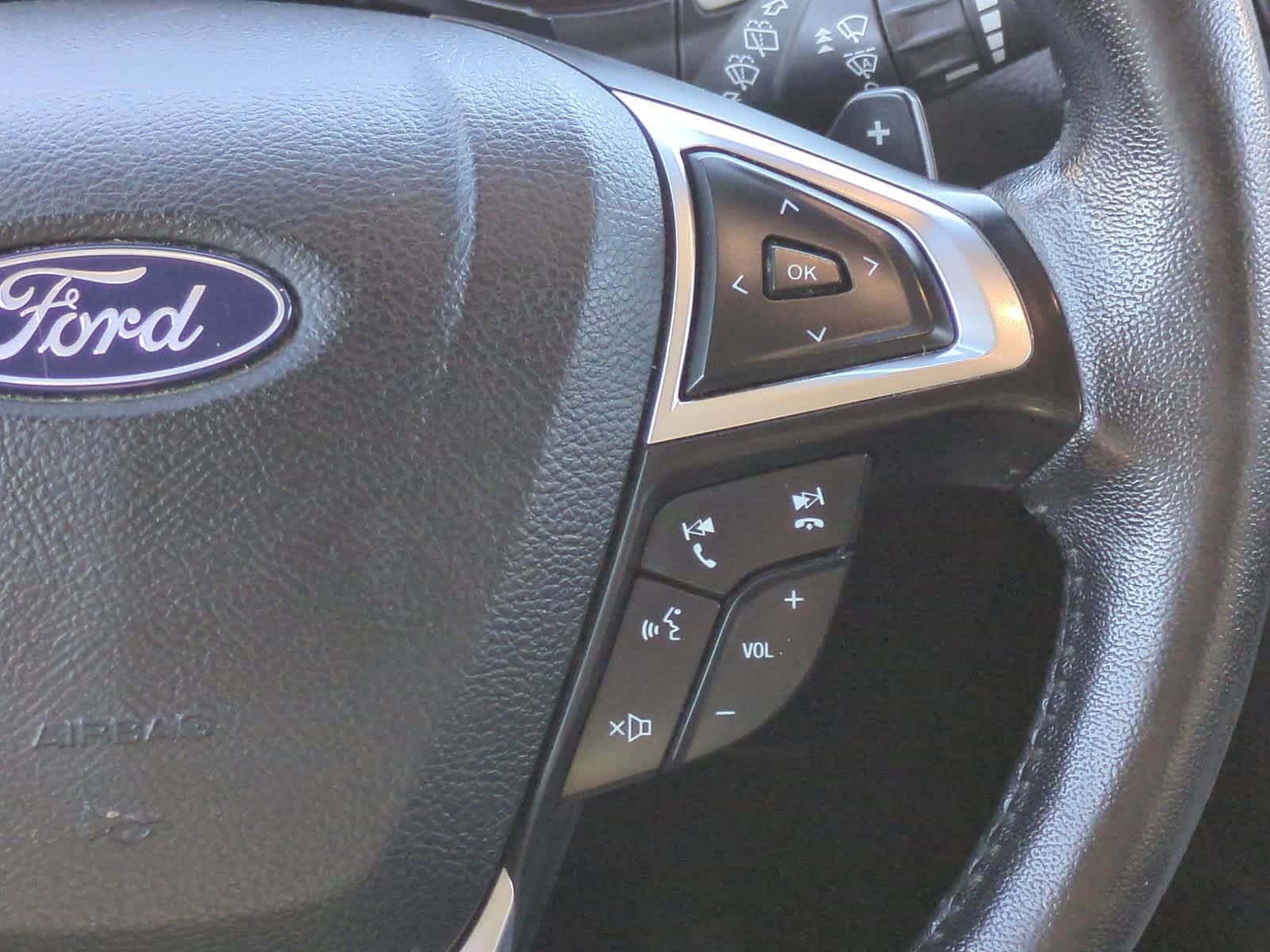 Thumbnail: 2020 Ford Edge - 24