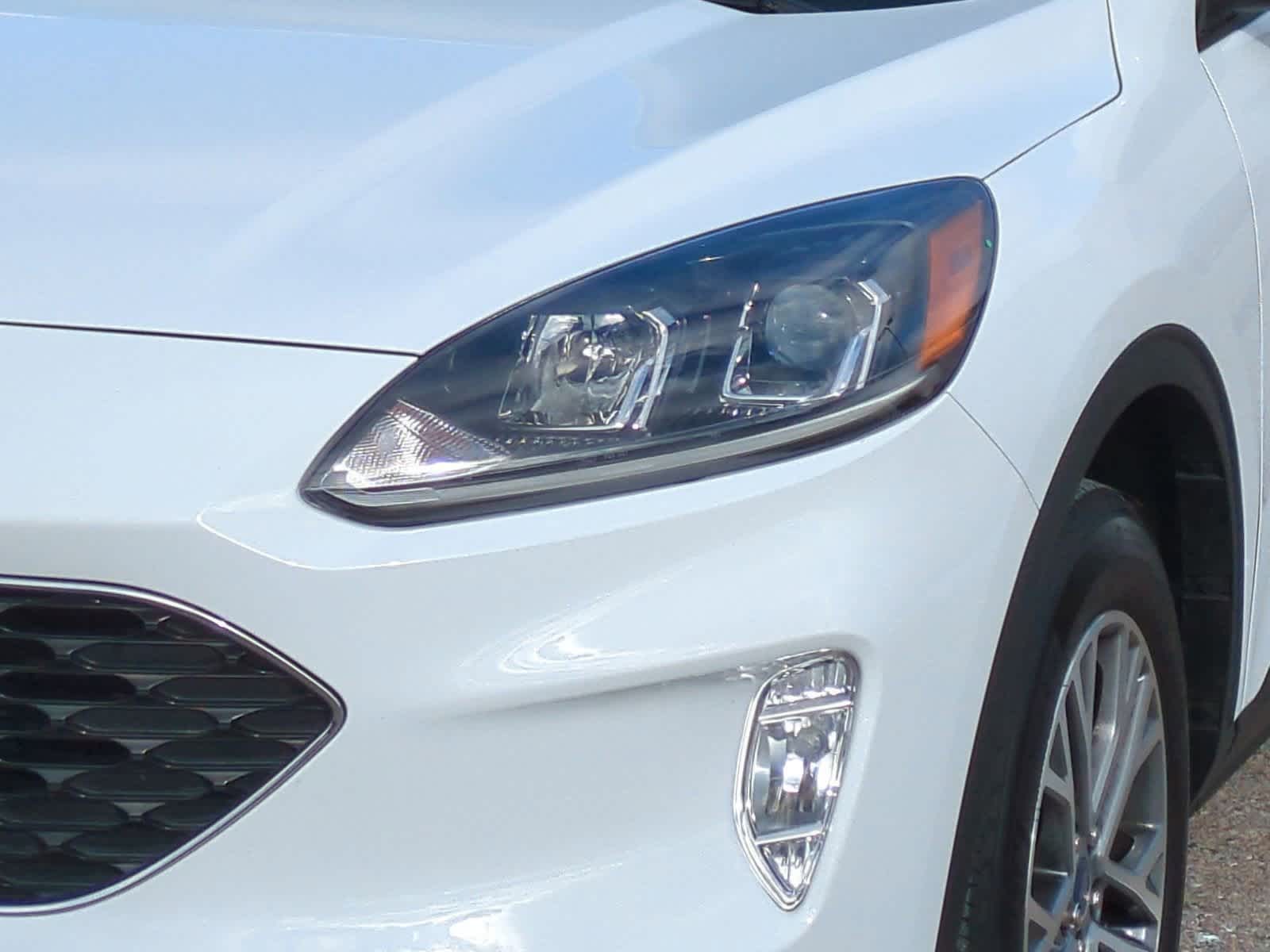 Thumbnail: 2022 Ford Escape - 11