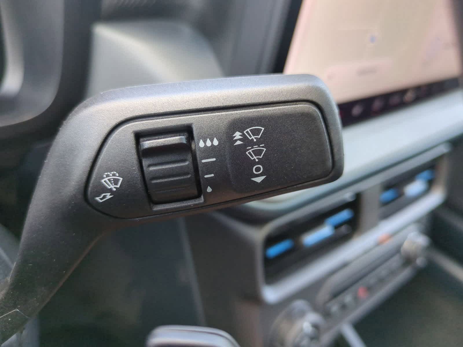 Thumbnail: 2025 Ford Maverick - 27