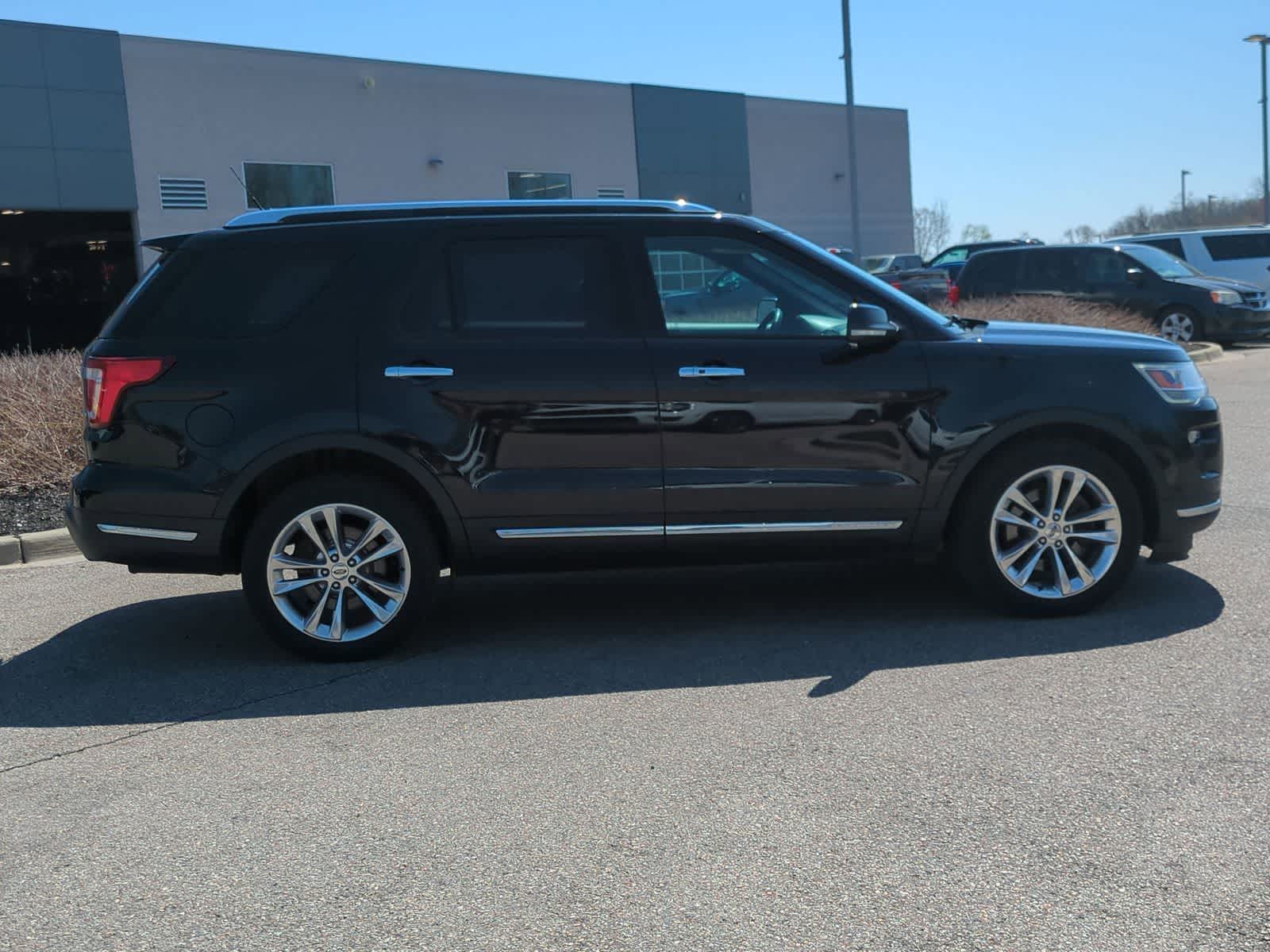 Thumbnail: 2018 Ford Explorer - 9