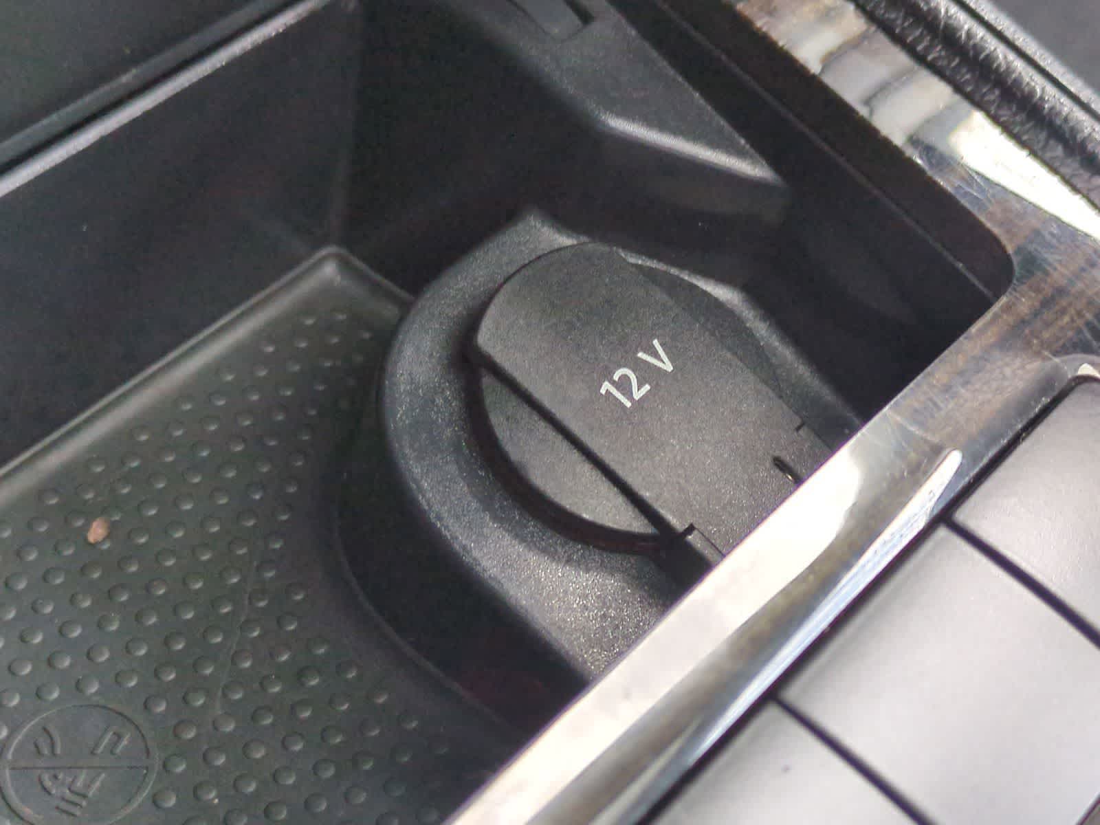 Thumbnail: 2013 Volkswagen Eos - 32