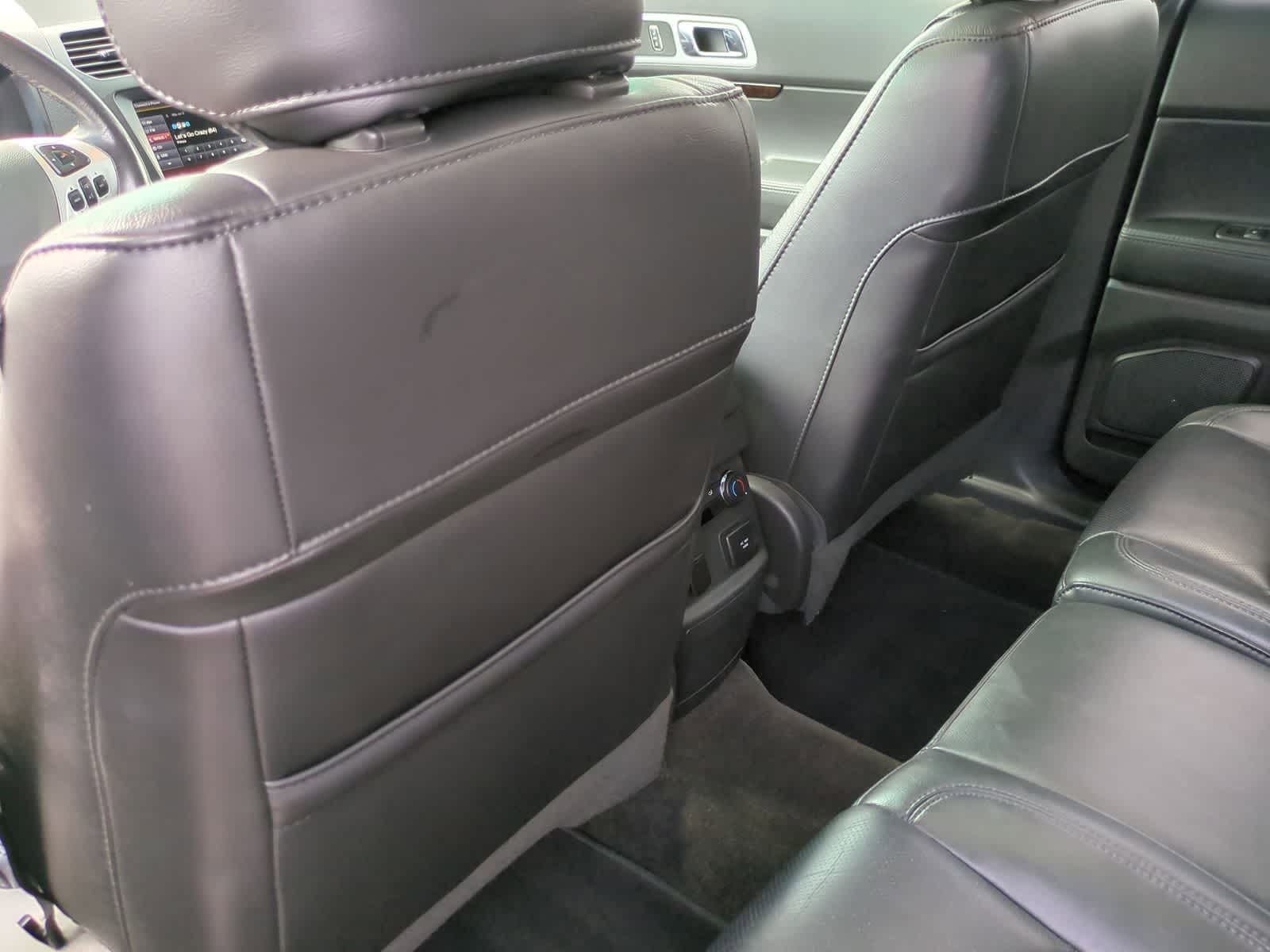 Thumbnail: 2012 Ford Explorer - 18