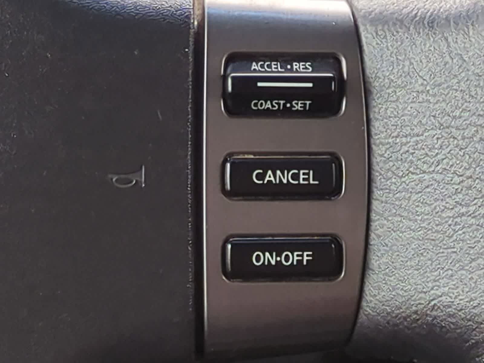 Thumbnail: 2011 Nissan Titan - 24