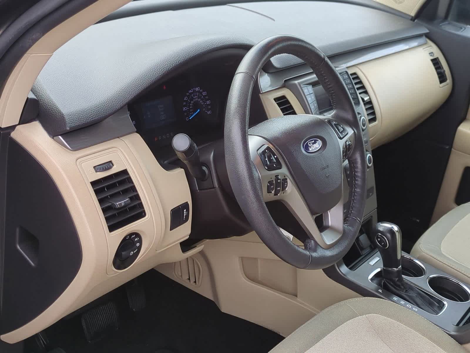 Thumbnail: 2019 Ford Flex - 10