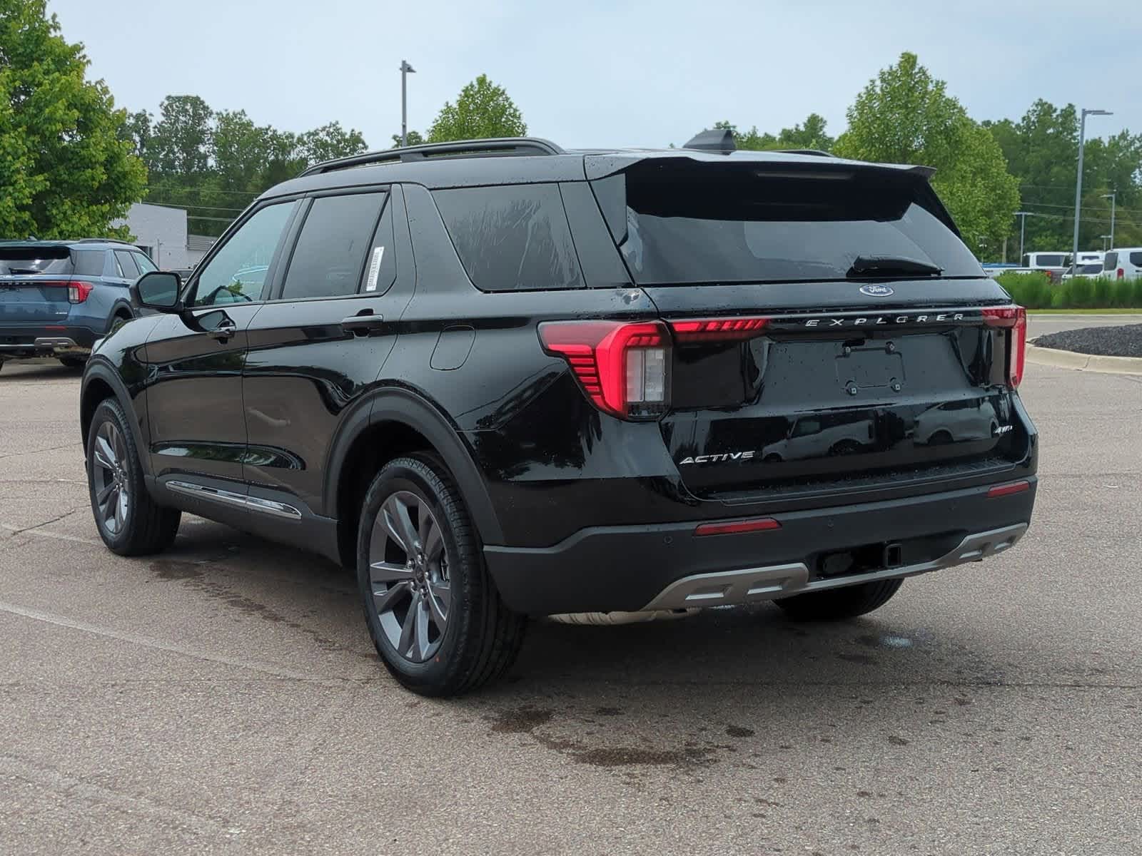 2025 Ford Explorer Active 6