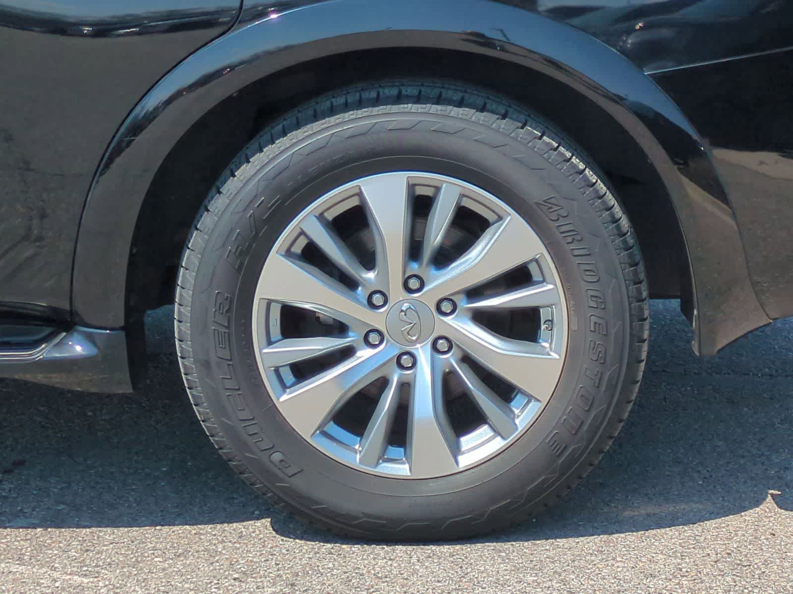 Thumbnail: 2016 INFINITI QX80 - 14