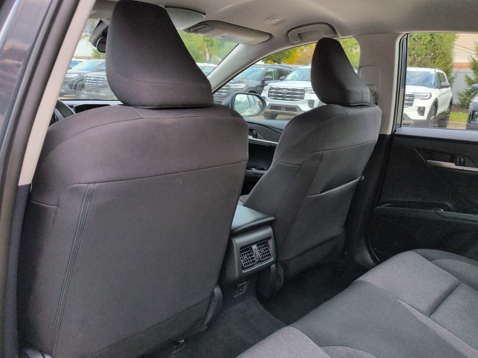 Thumbnail: 2025 Toyota Camry - 19