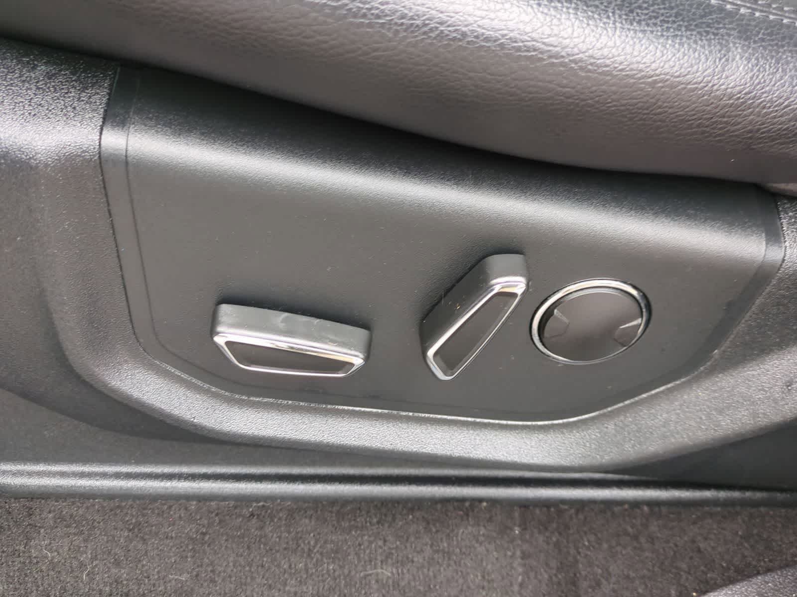 Thumbnail: 2019 Ford Expedition MAX - 17