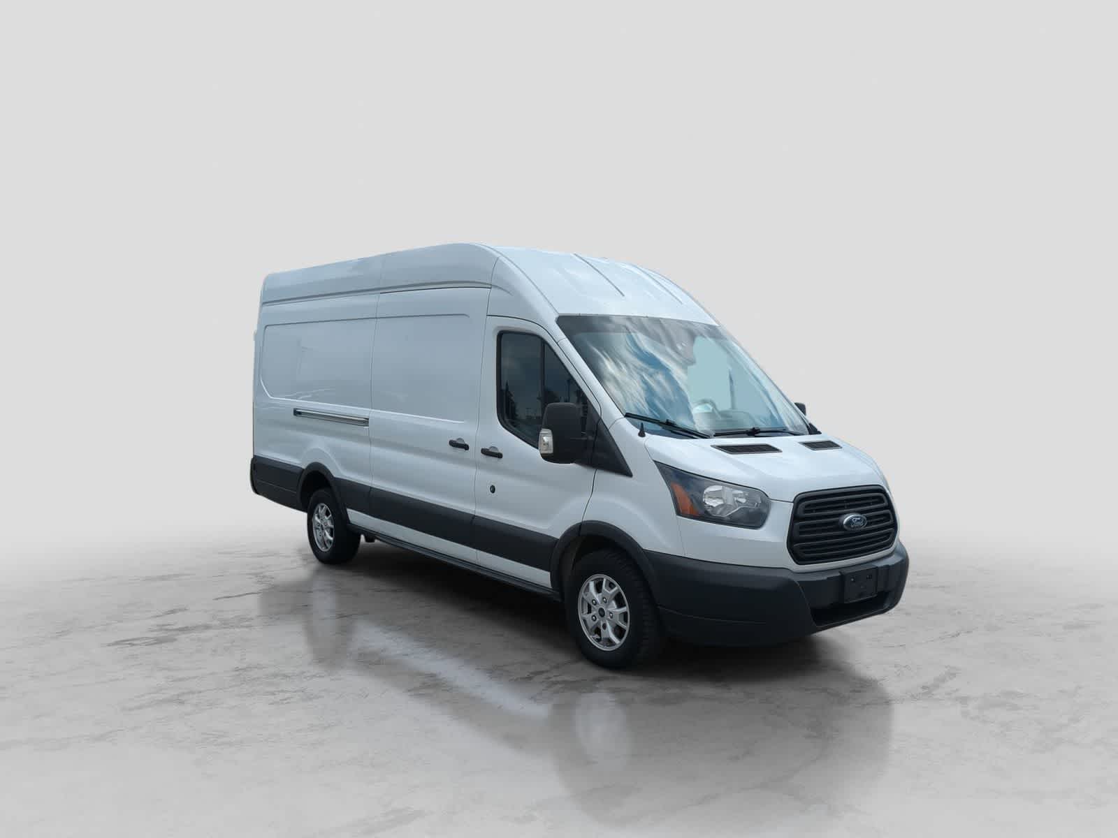 Thumbnail: 2015 Ford Transit Series - 2