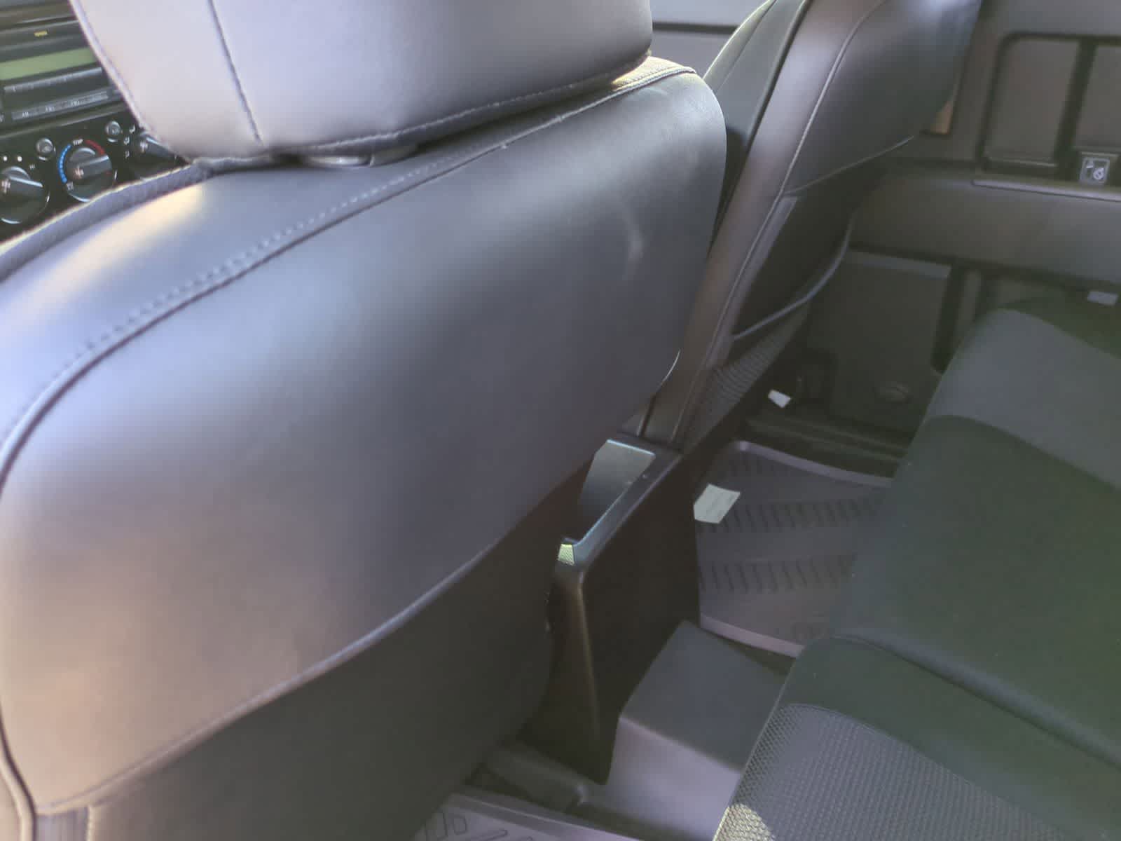 Thumbnail: 2010 Toyota FJ Cruiser - 18