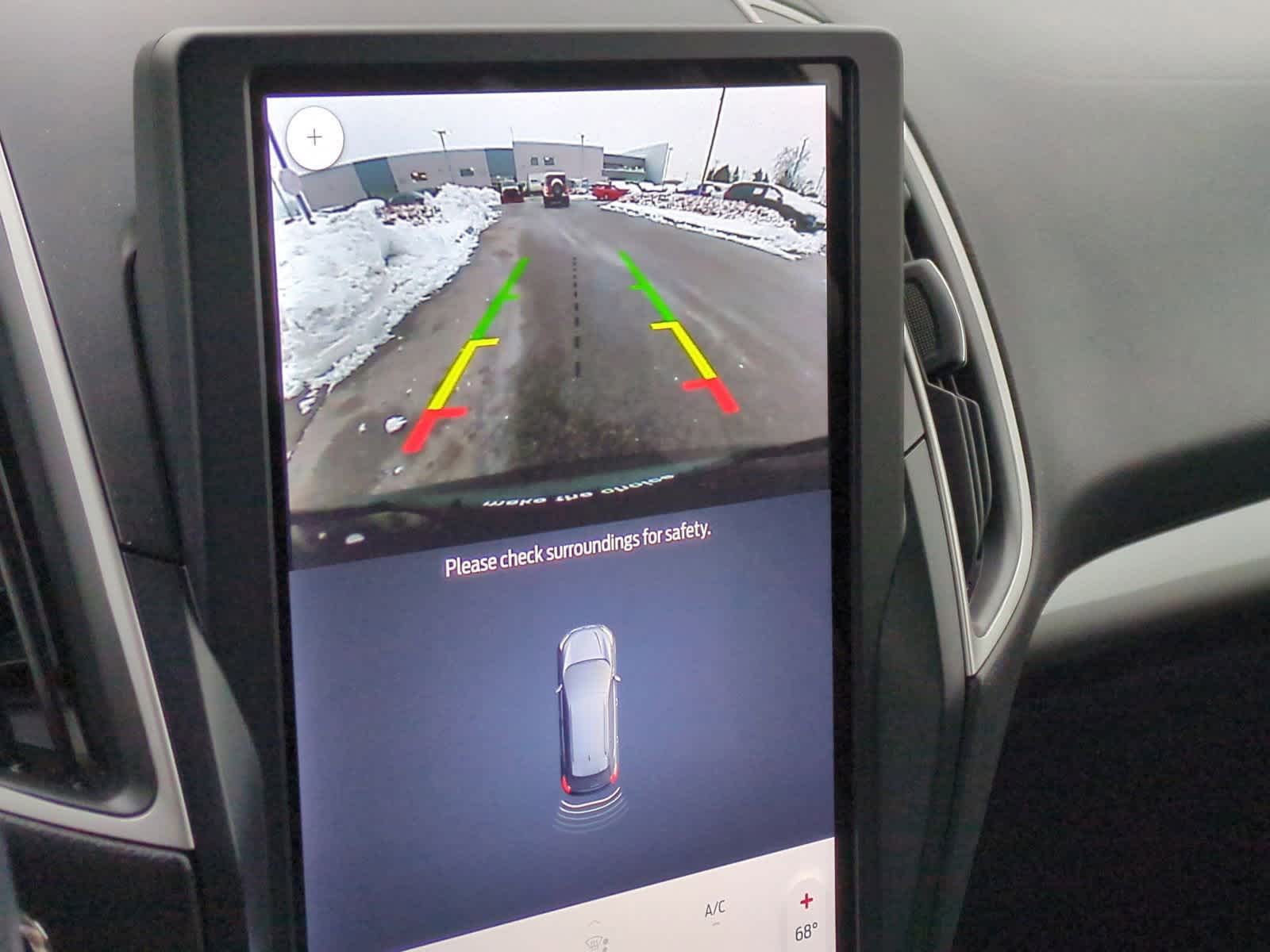 Thumbnail: 2023 Ford Edge - 28