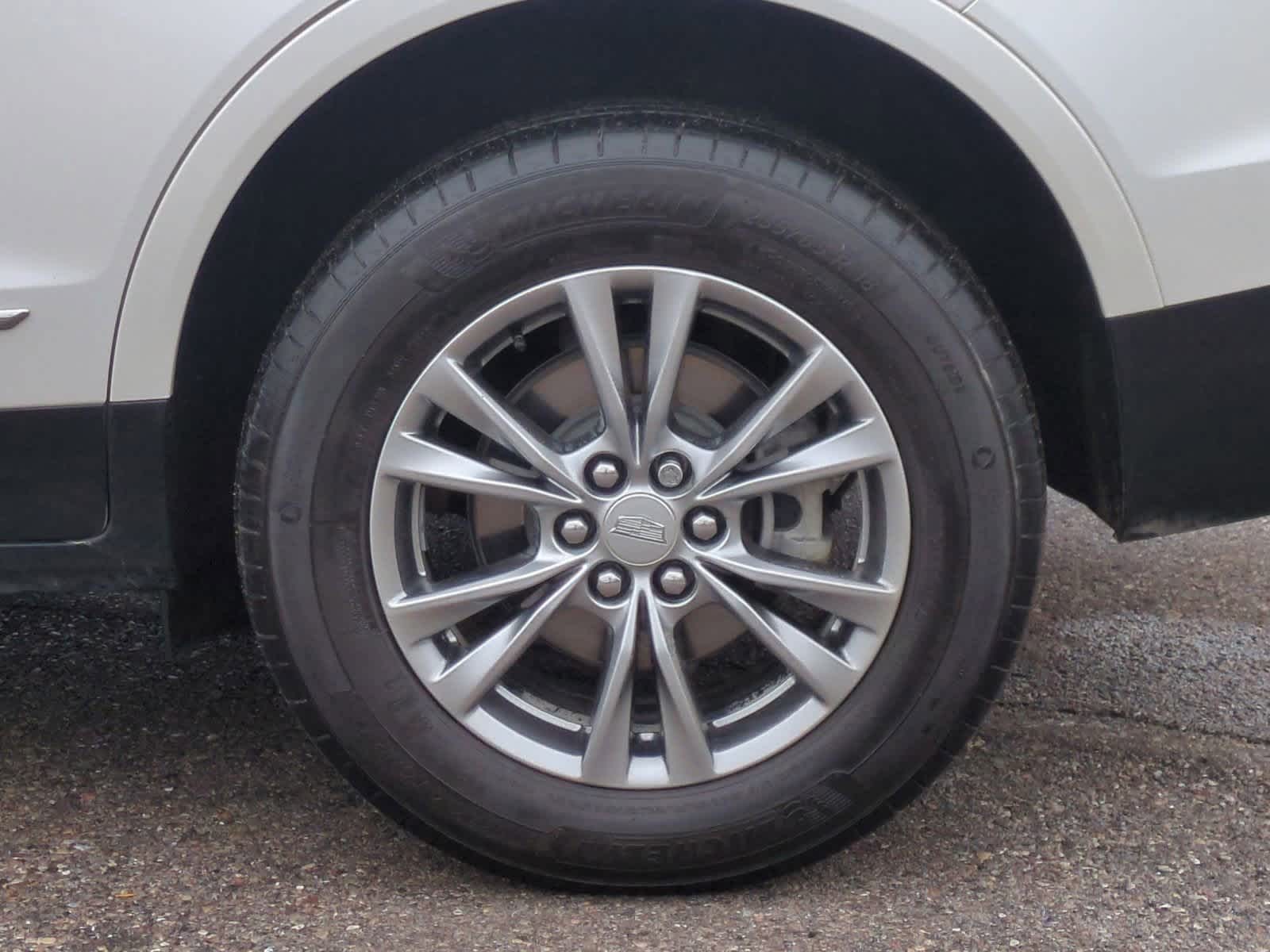 Thumbnail: 2023 Cadillac XT5 - 14