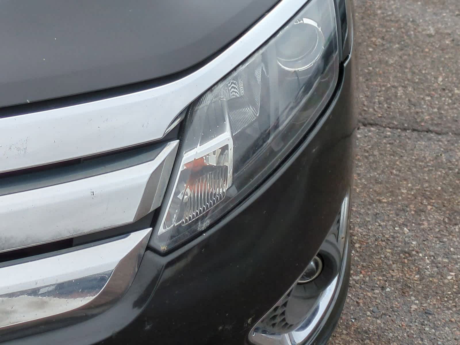 Thumbnail: 2010 Ford Fusion - 11