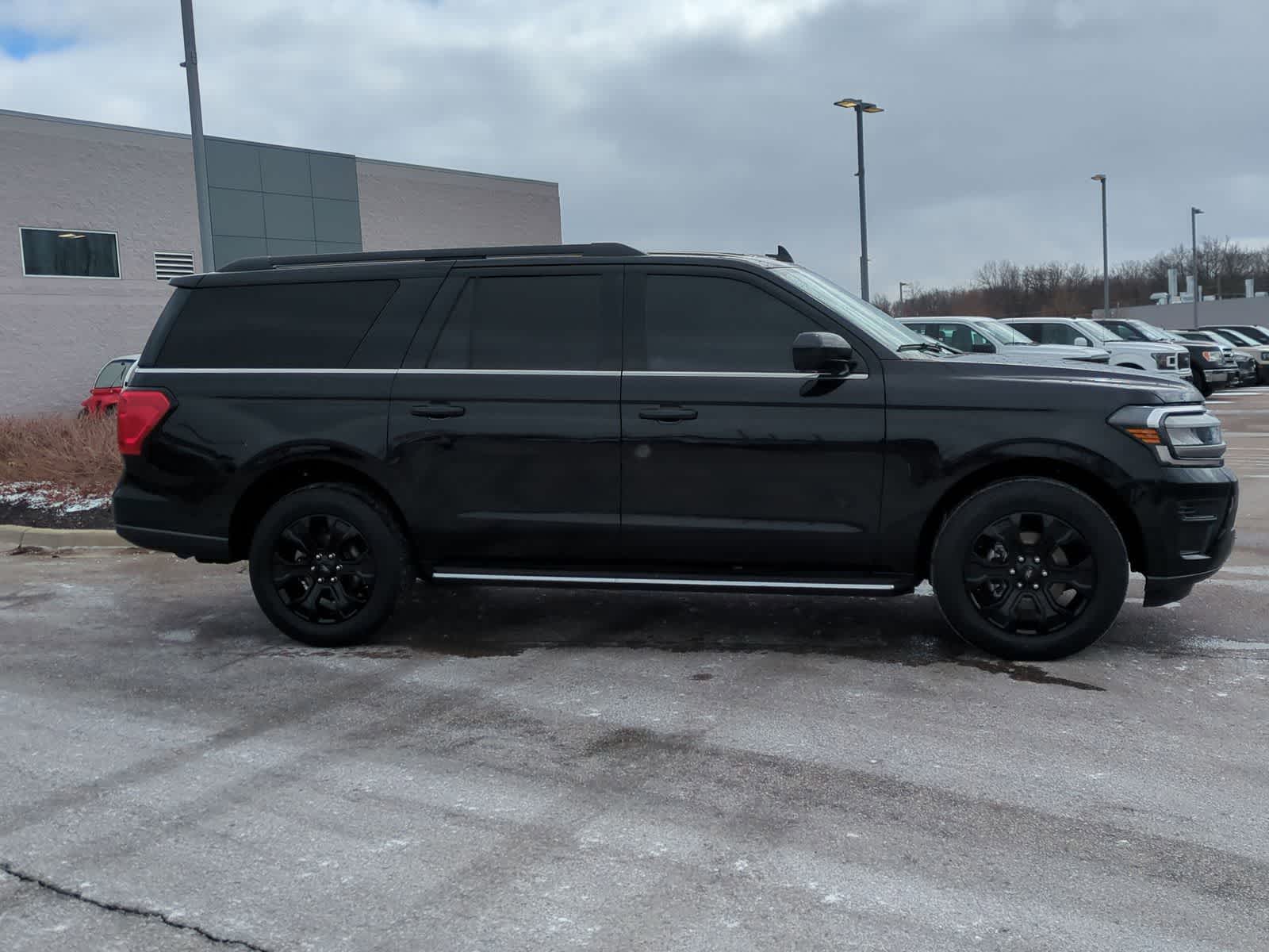 Thumbnail: 2023 Ford Expedition MAX - 9