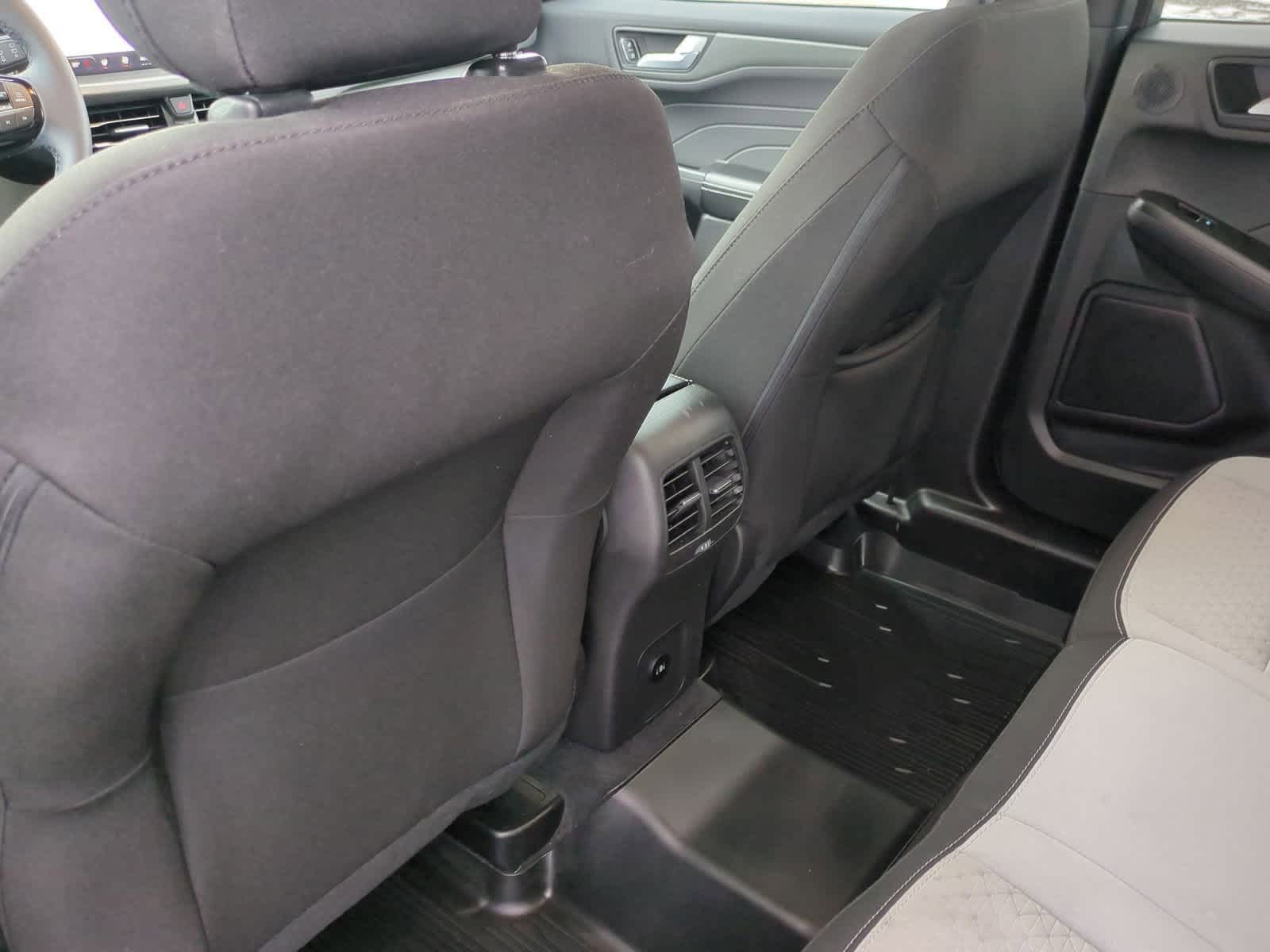 Thumbnail: 2023 Ford Escape - 18