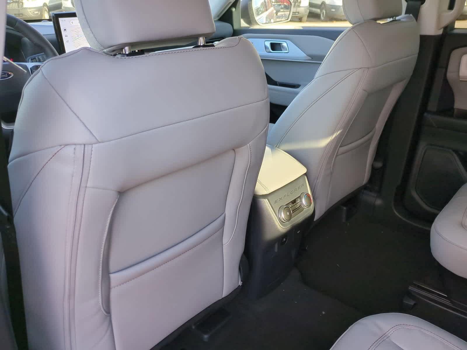 Thumbnail: 2026 Ford Explorer - 18