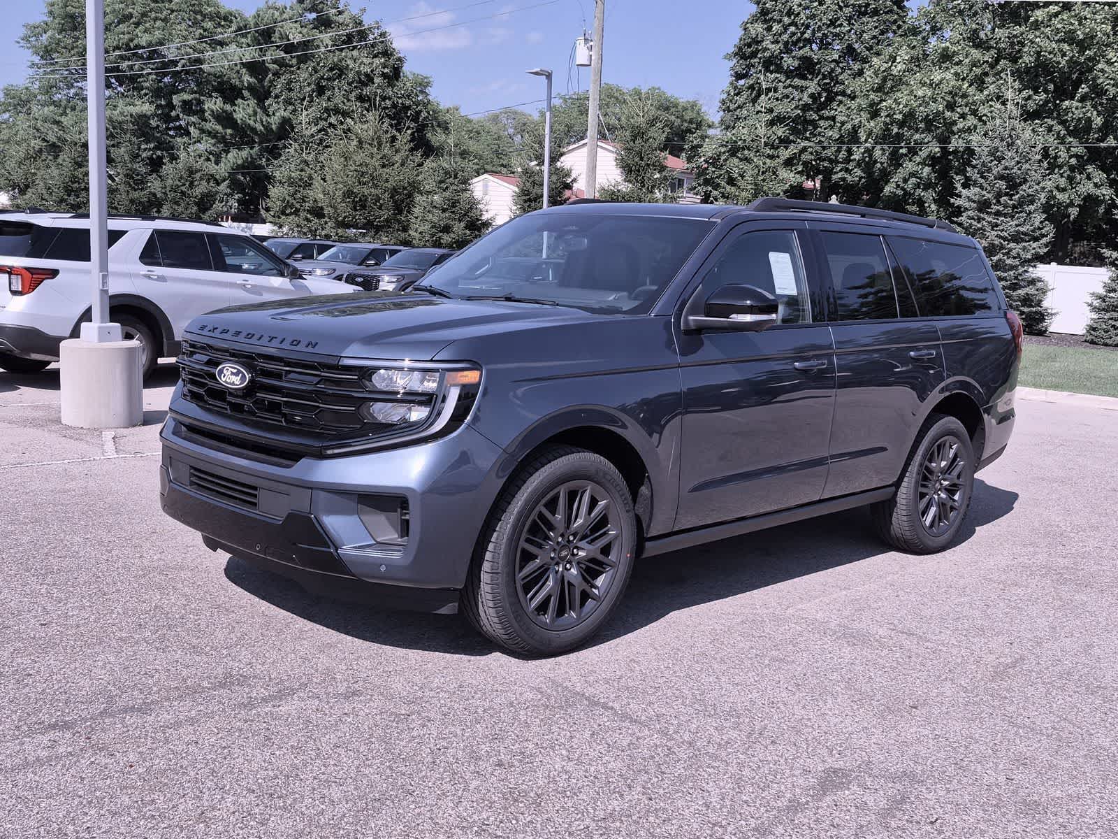 Thumbnail: 2027 Ford Expedition - 4